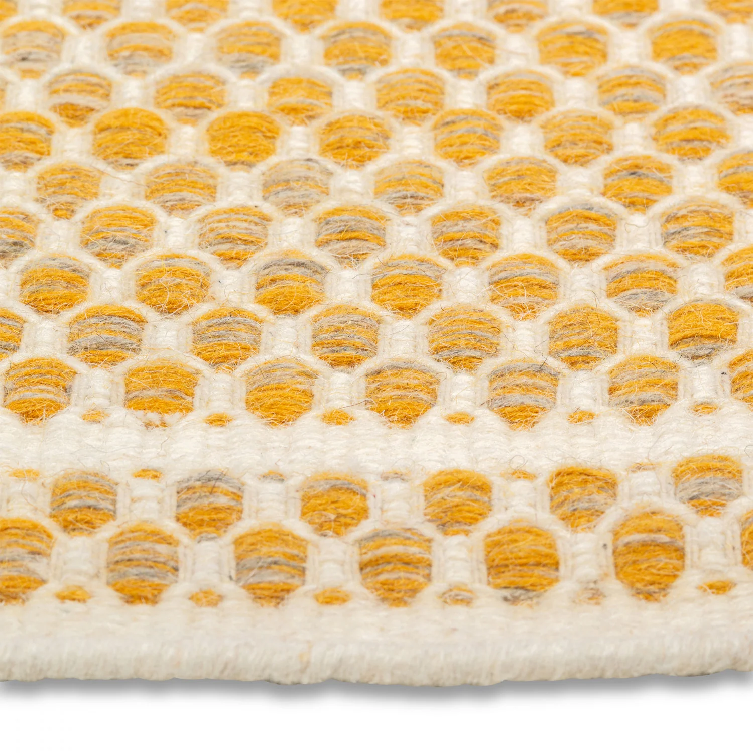 Alaska Reversible Modern Rug - 5' x 8' - Yellow - Image 3