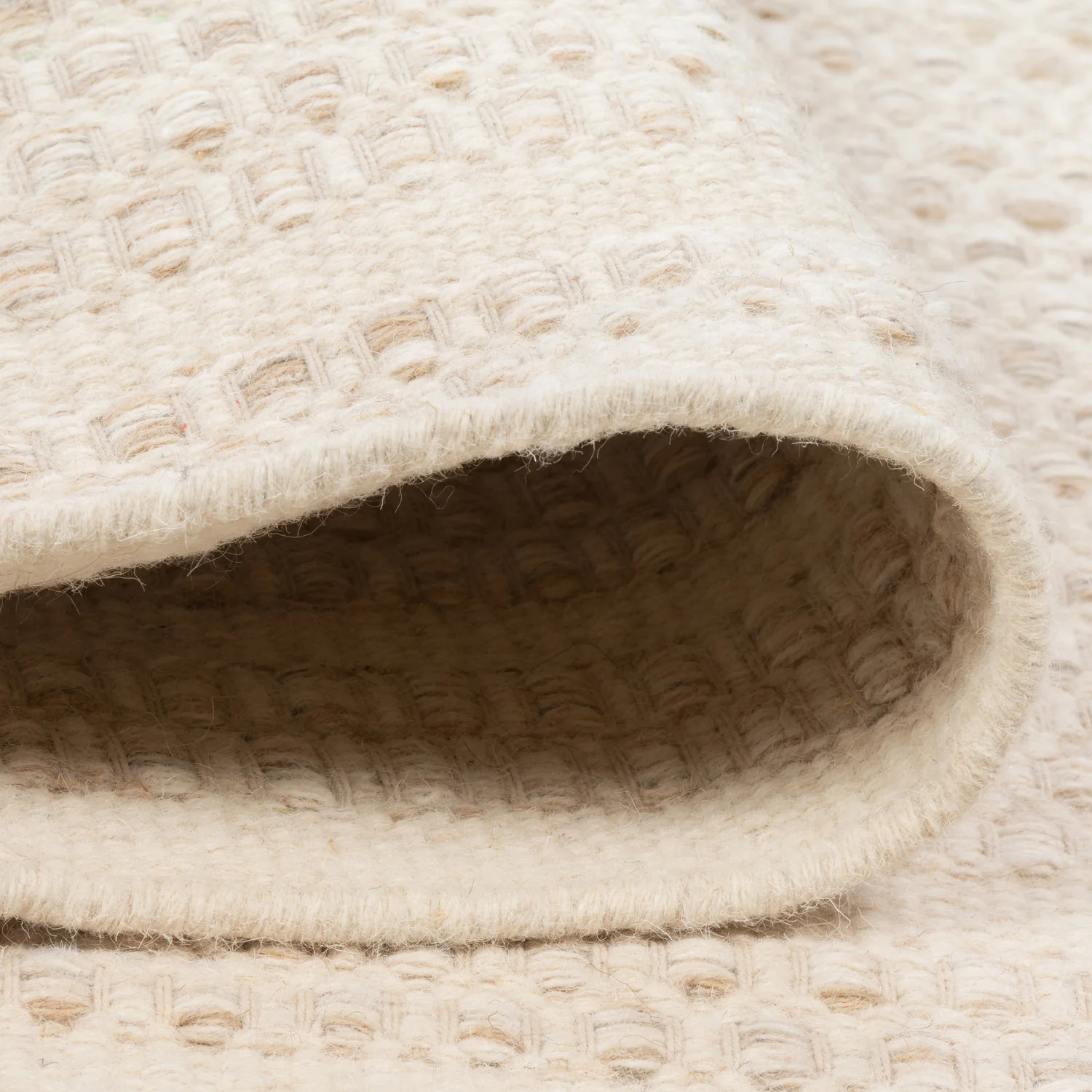 Alaska Reversible Modern Rug - 8' x 10' - Oatmeal - Image 5