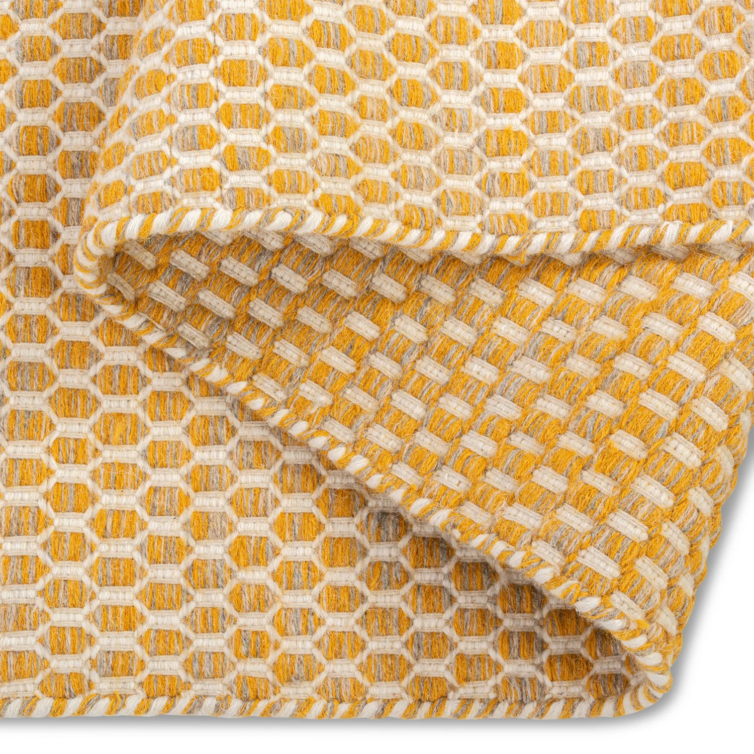 Alaska Reversible Modern Rug - 9' x 12' - Yellow - Image 5