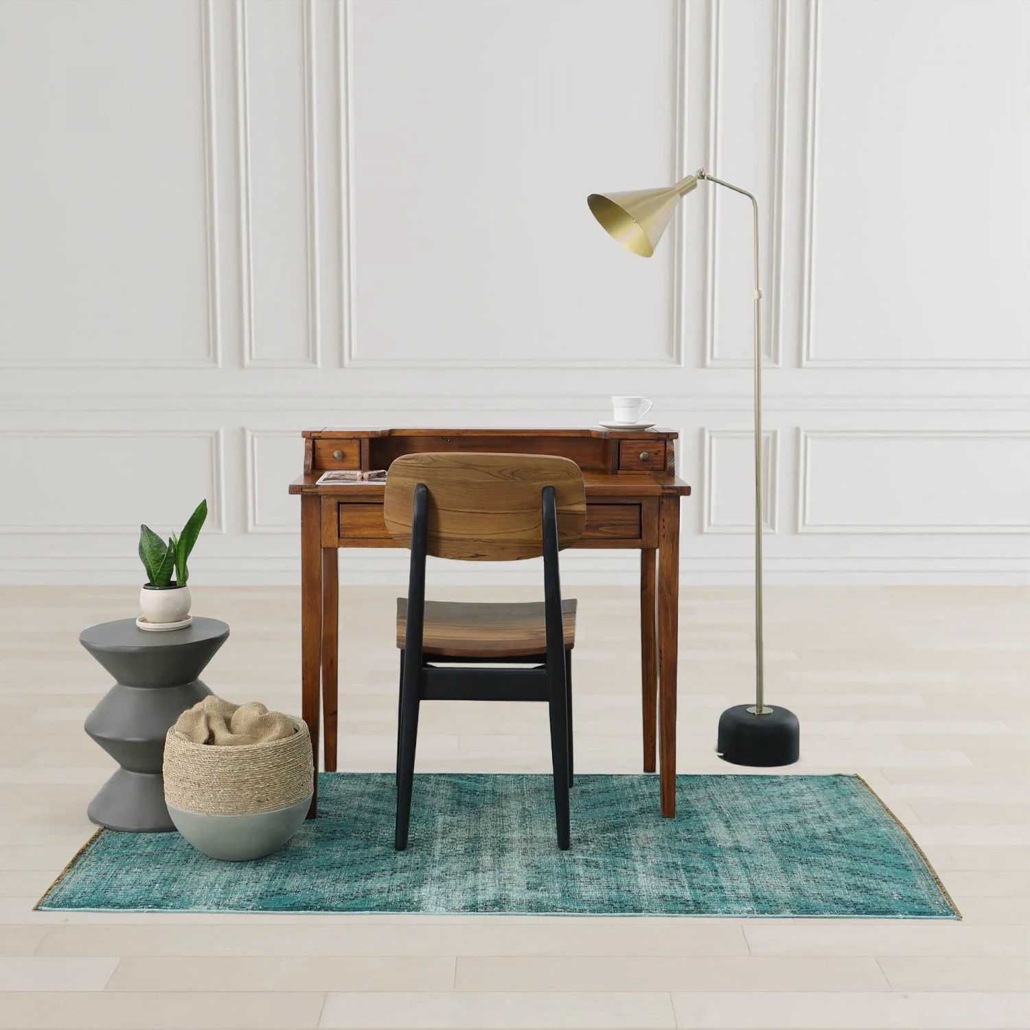 Altelune Floor Lamp - Gold - Image 9