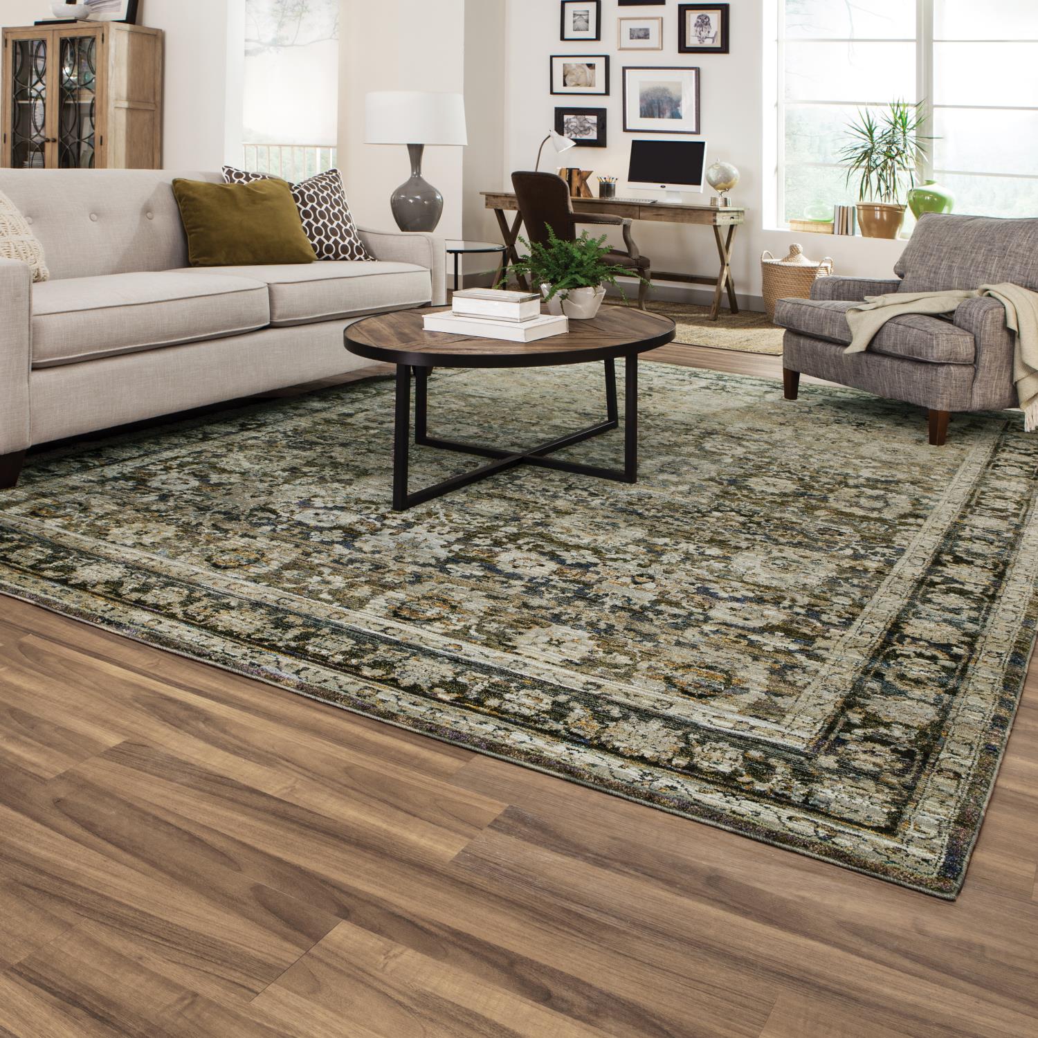 Angelica W7125CL Distressed Traditional Area Rug (6'7"X9'6") - Image 3