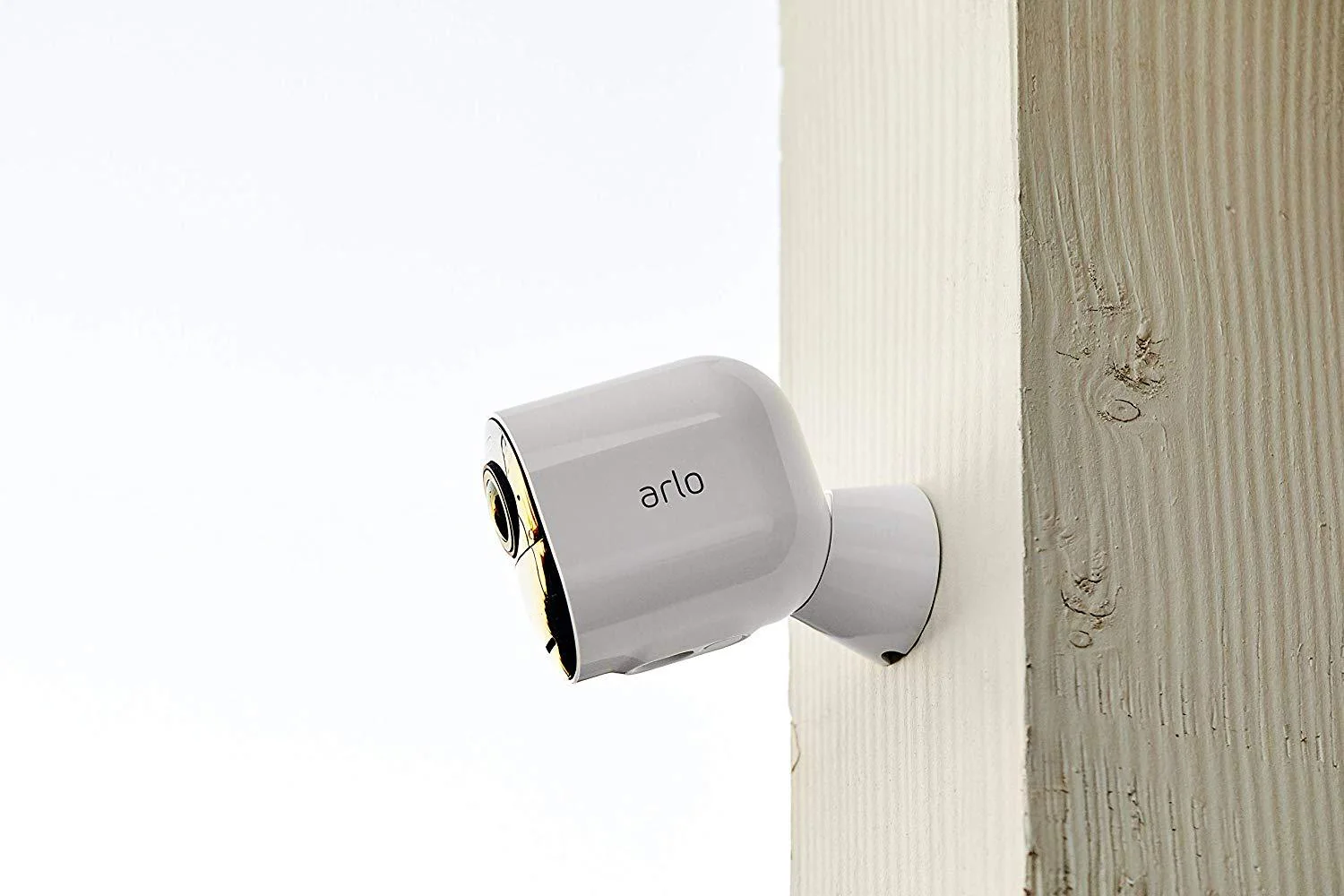 Arlo Ultra 4K UHD Wire-Free Security Camera System with 2 Cameras - VMS5240-100PAS - Image 3