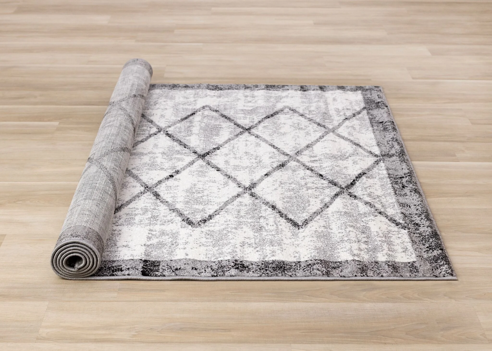 Ashwood 6'7" x 9'10" Distressed Lattice Area Rug - Grey, Black, White - Image 9