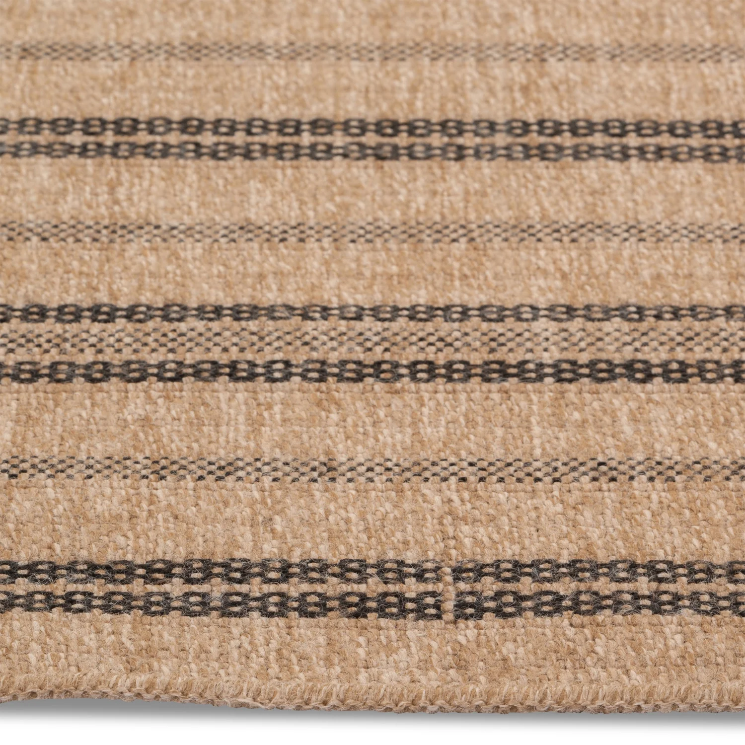 Avanos Bohemian Indoor/Outdoor Rug - 5' x 8' - Beige/Black - Image 3