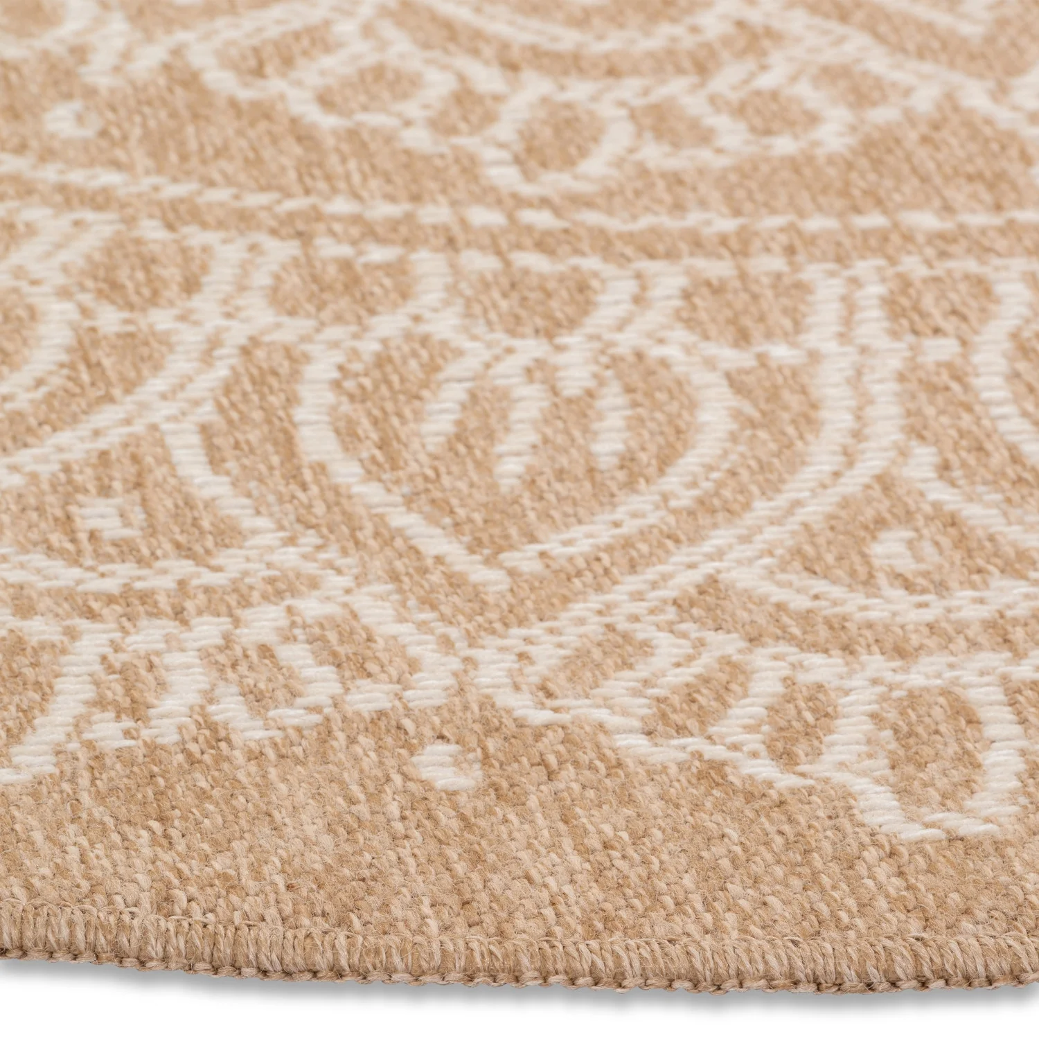 Avanos Medallion Indoor/Outdoor Rug - 6ft Round - Beige/White - Image 3