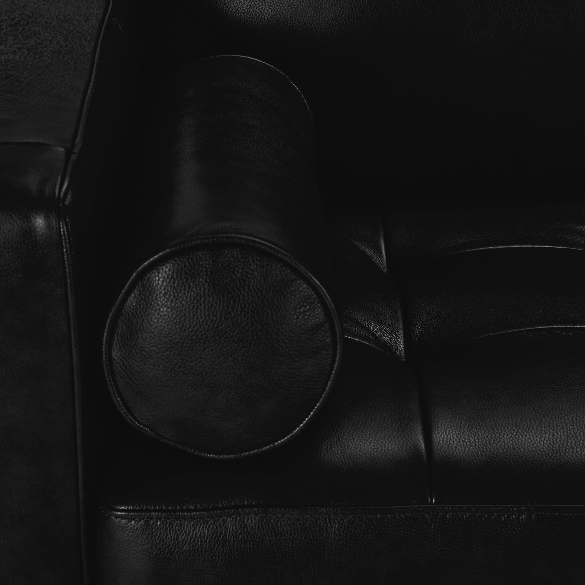 Bari Leather Sofa and Loveseat Set - Black - Image 4