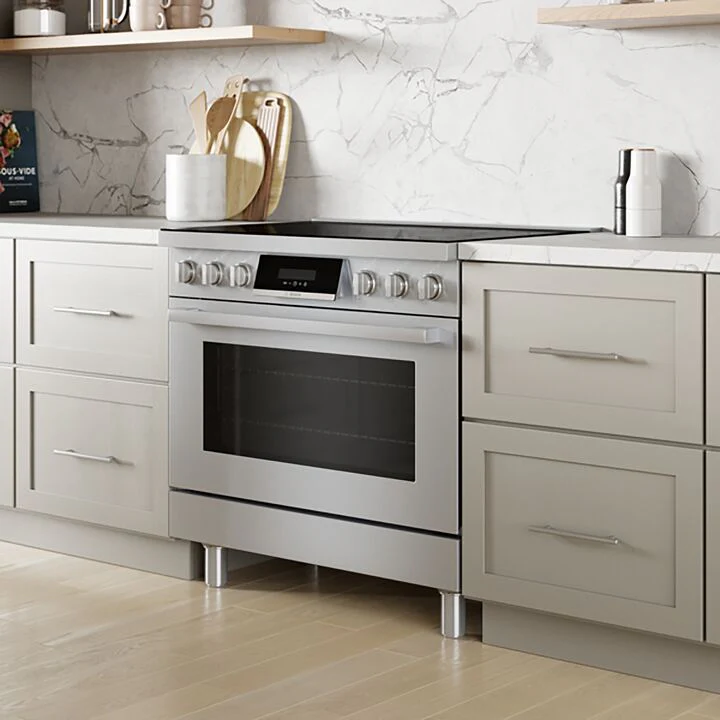 Bosch Stainless Steel 36" Industrial-Style Electric Induction Range (3.7 cu. ft.) - HIS8655C - Image 10