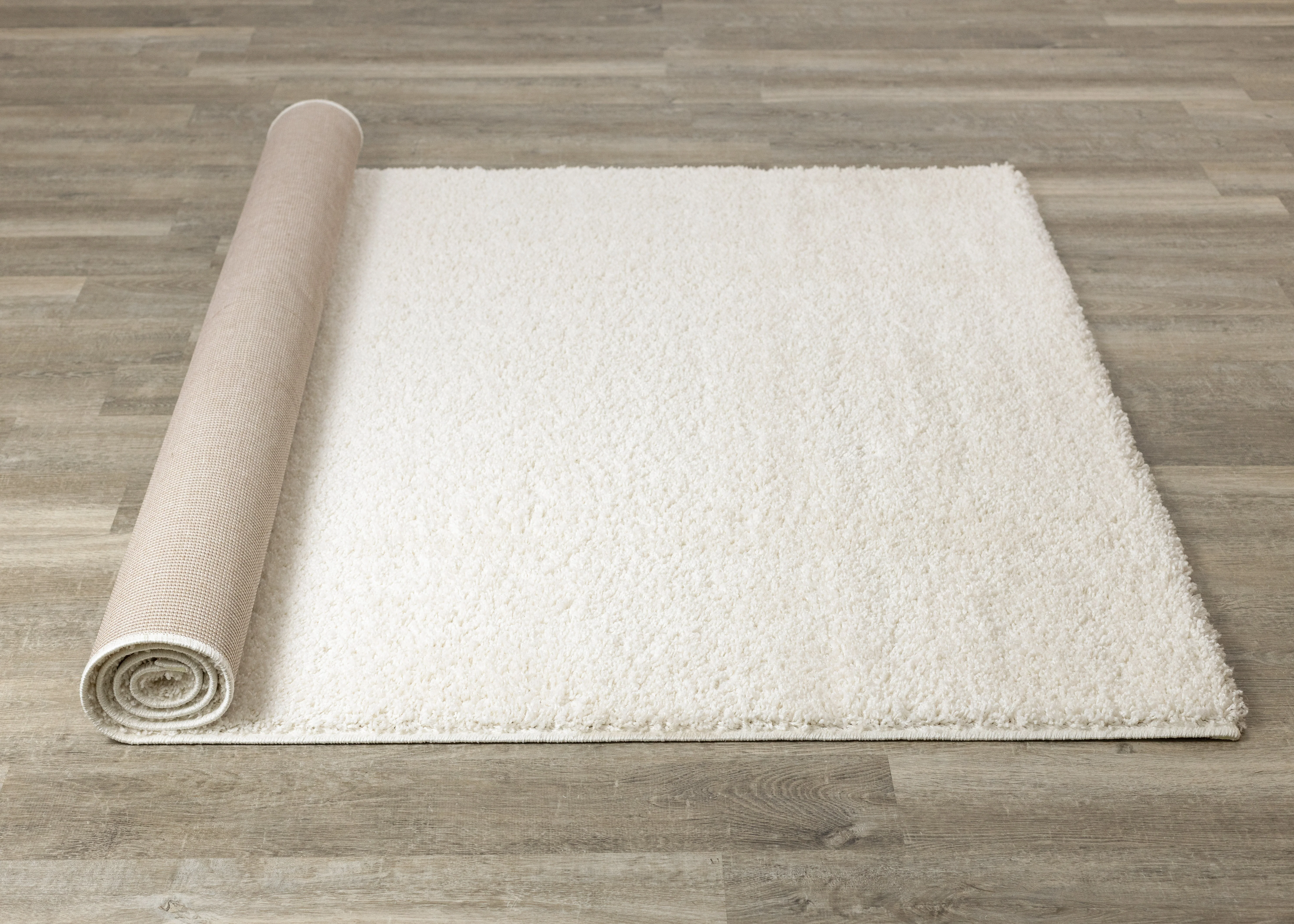 Brio 5'3" x 7'7" Shag Area Rug - Cream - Image 5