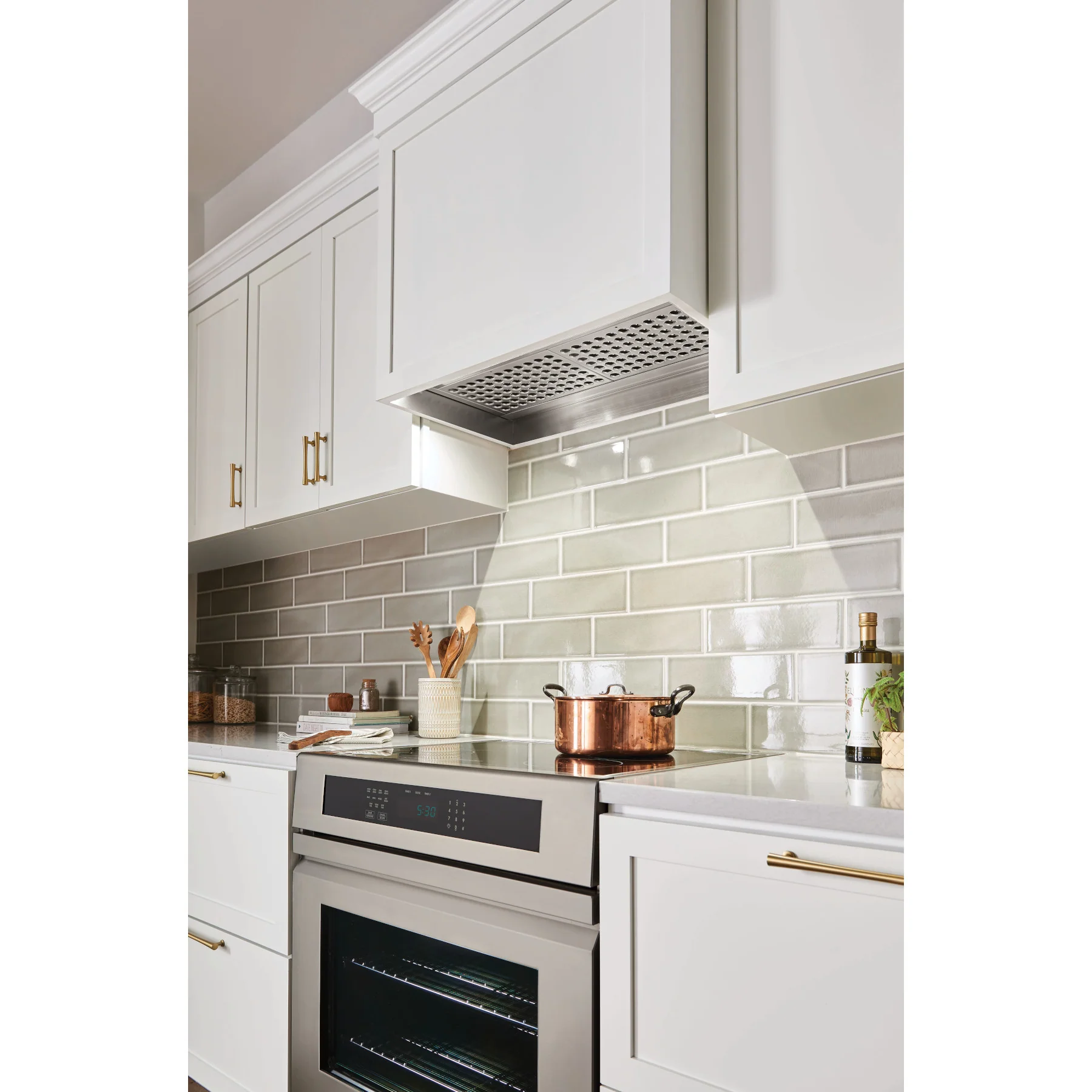 Broan Stainless Steel 28" 600 CFM Elite Power Pack - EC6230SSL - Image 3