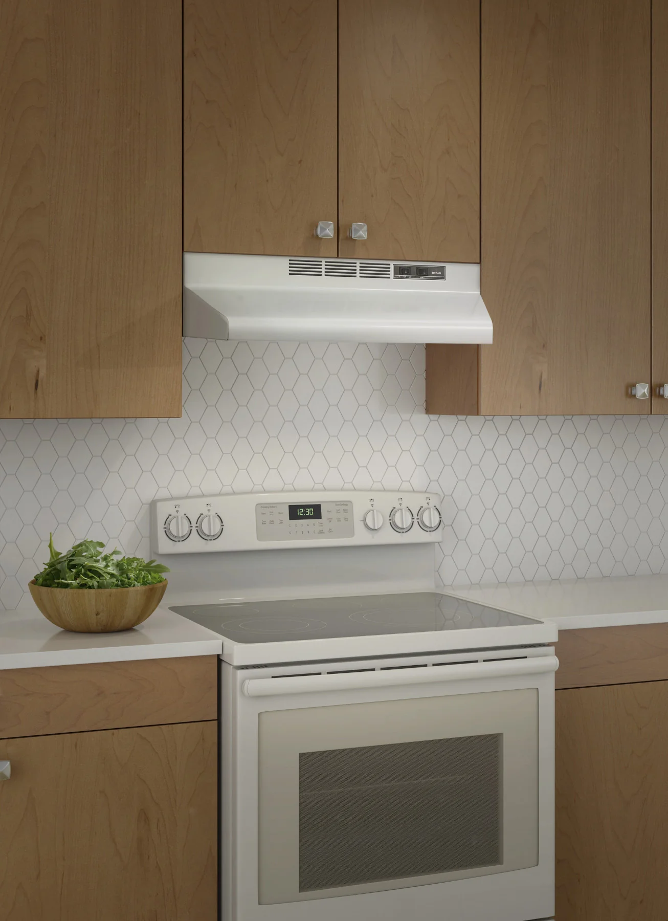 Broan White 24" 210 Max CFM Under-the-Cabinet Range Hood - BU224WH - Image 3