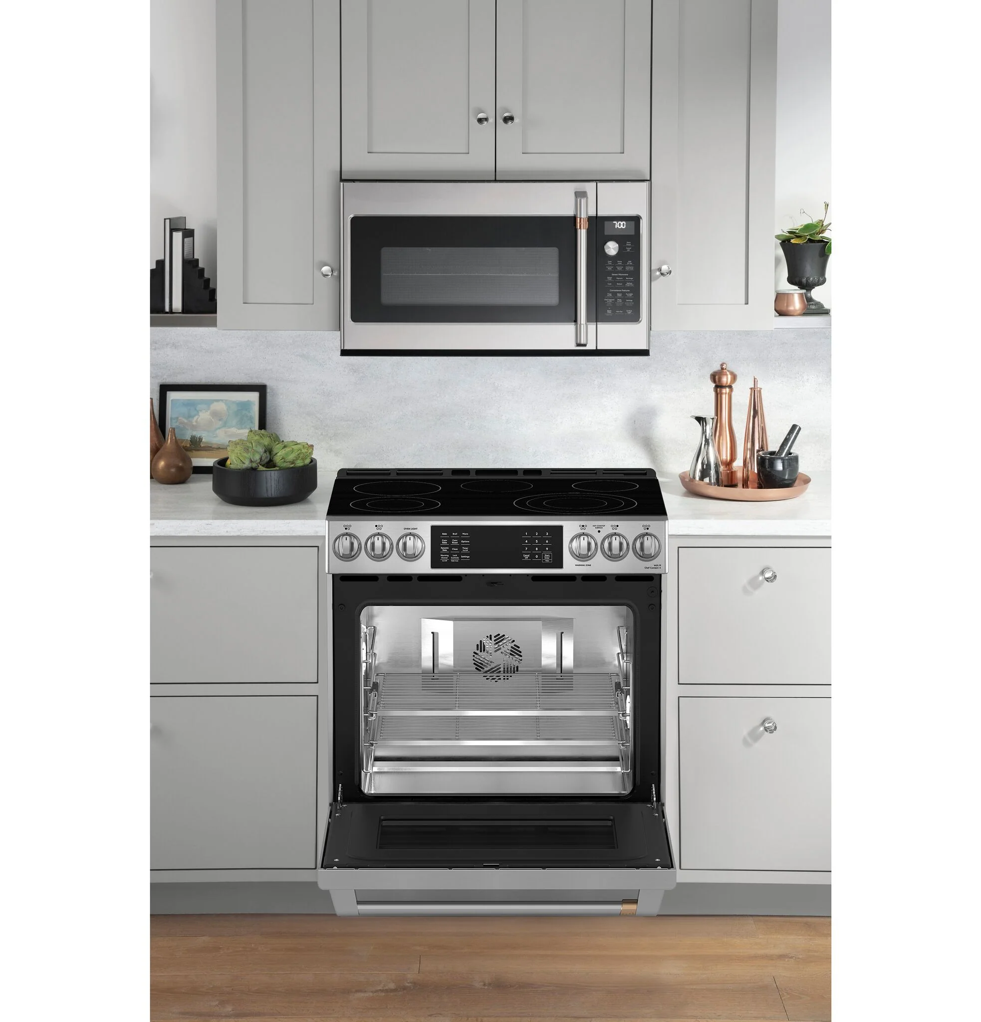 Café Stainless Steel 30" Slide-In Front Control Electric Range with Dynamic Bake (5.7 Cu.ft.) - CRS70XAWCS1 - Image 2