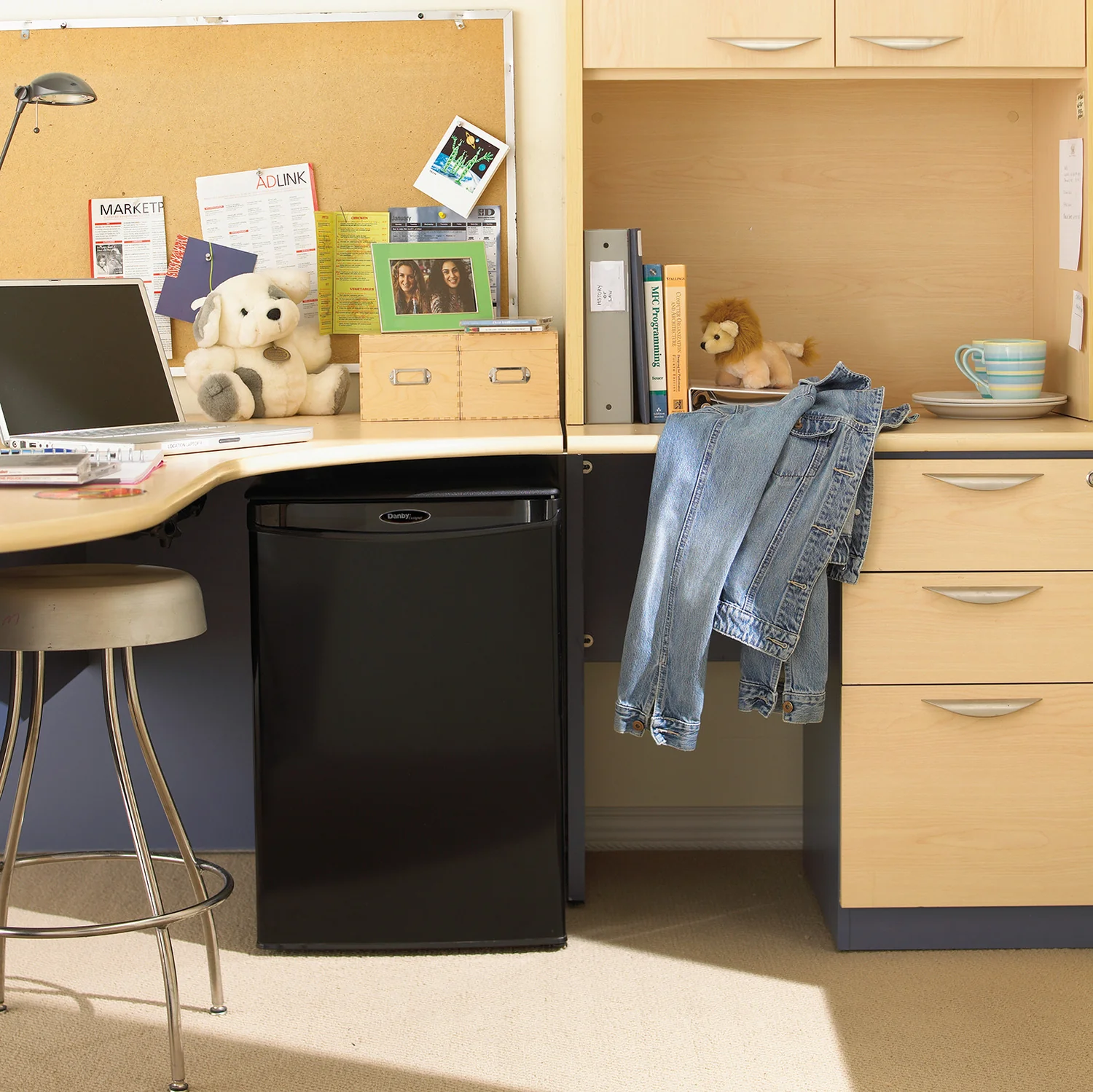 Danby Black Compact Refrigerator (2.6 cu. ft.) - DAR026A1BDD - Image 3