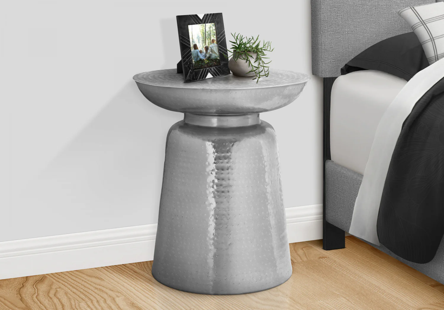 Daxi Side Table - Chrome - Image 9