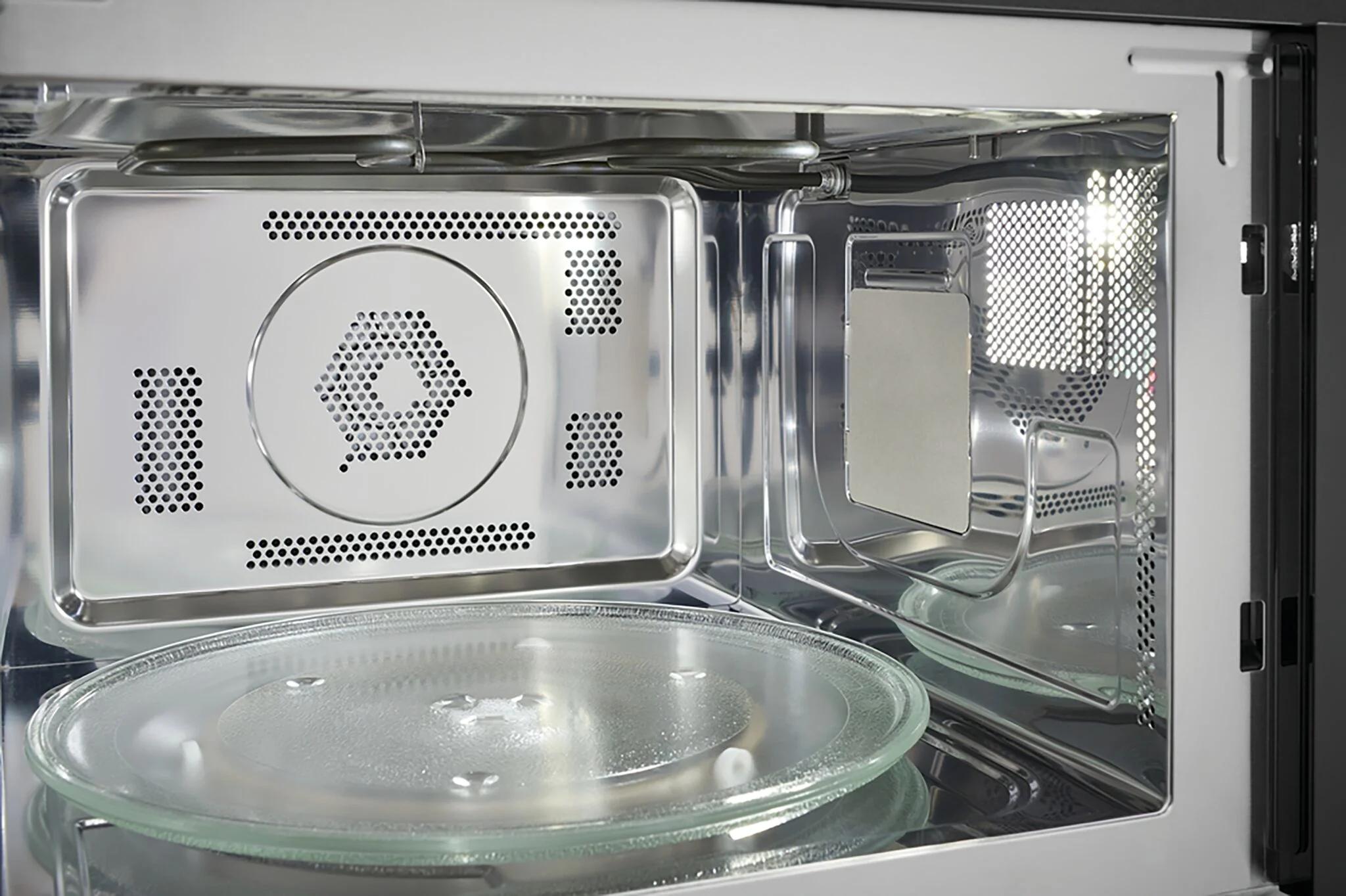 Electrolux Black Built-In Microwave Oven (1.5 Cu. Ft.) - EMBS2411AB - Image 4