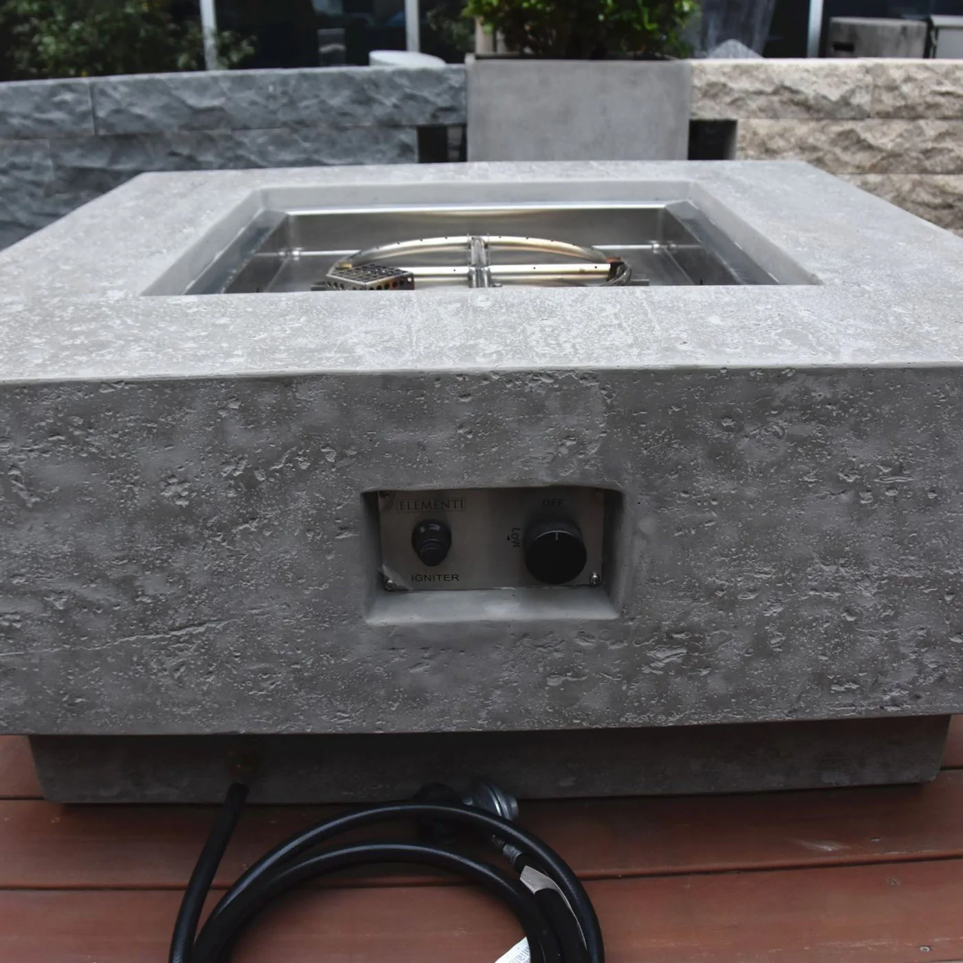 Elementi Manhattan Fire Table -  Propane - Image 8