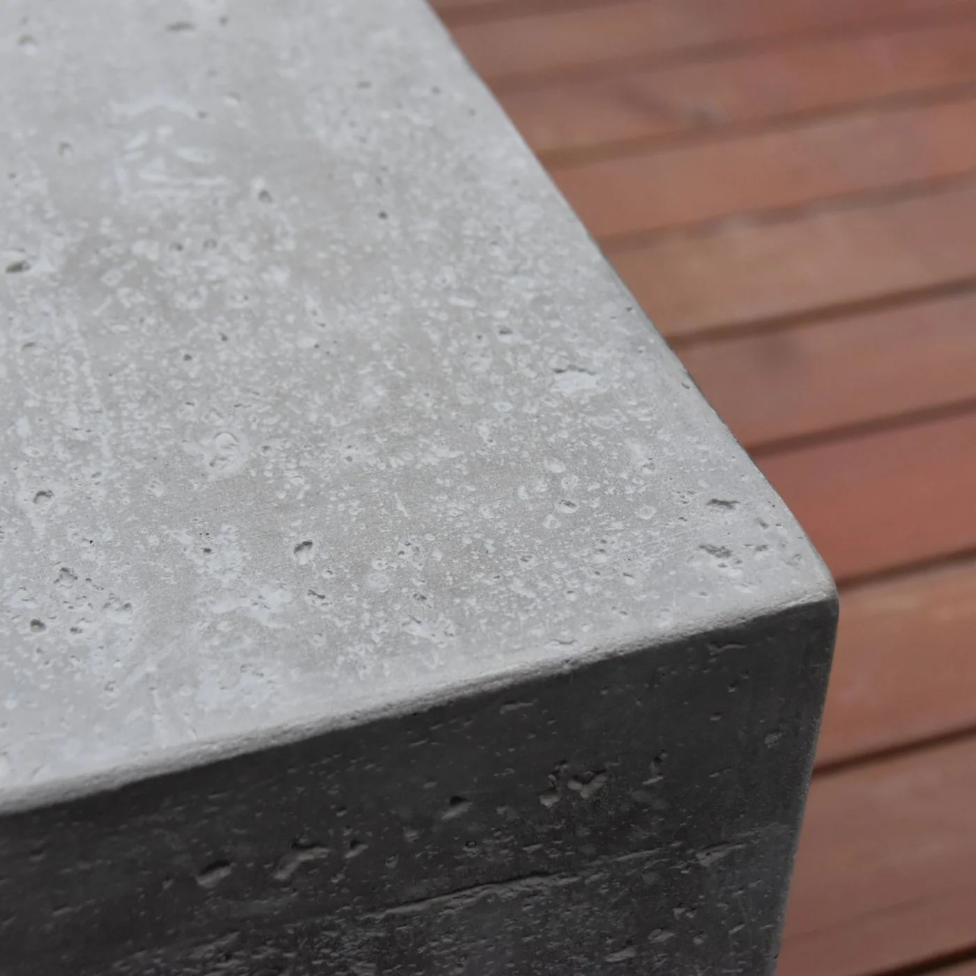 Elementi Manhattan Fire Table -  Propane - Image 9