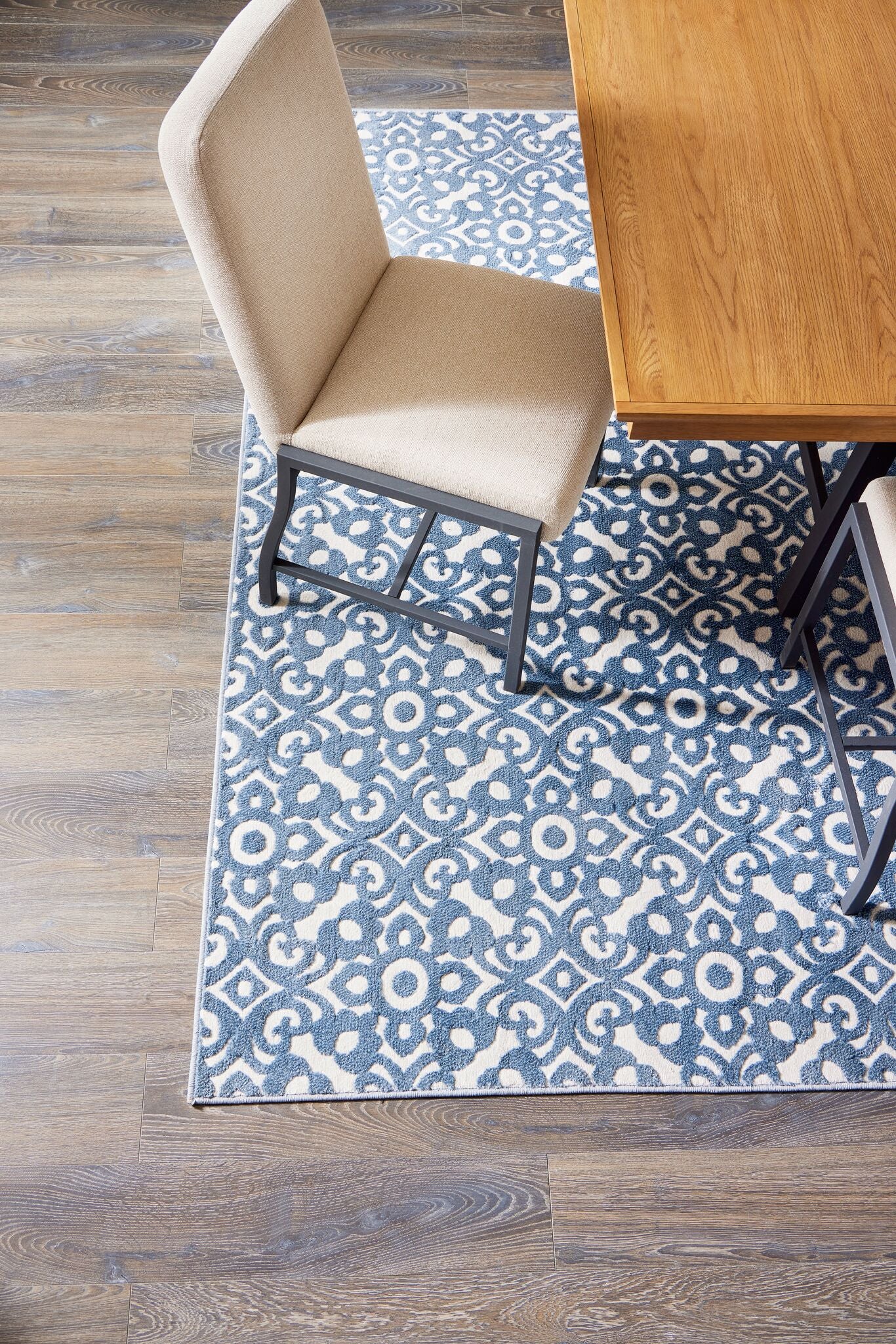 Feeling Connected 5'3" x 7'7" Damask Design Area Rug - Blue - Image 2