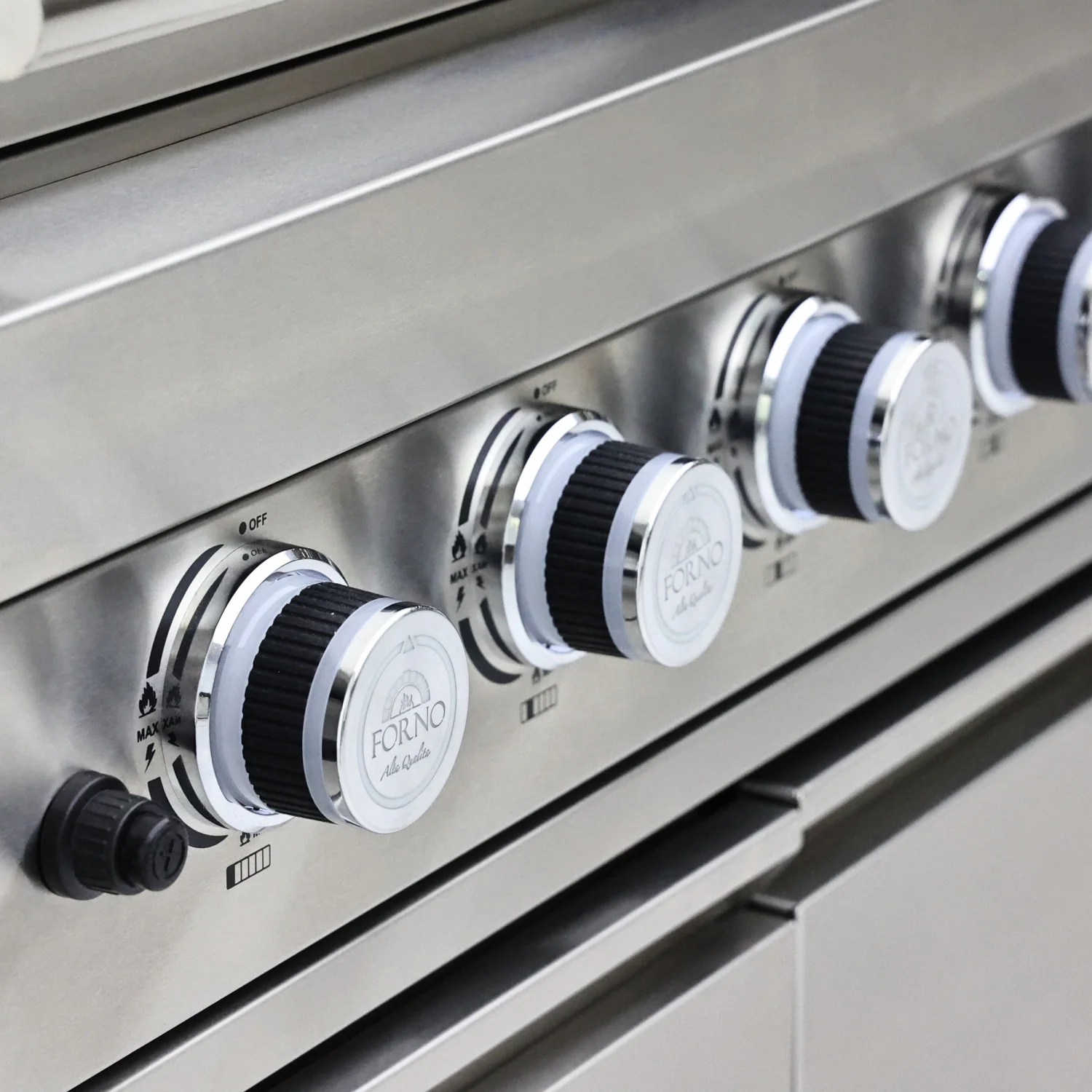 Forno Bulnes Black Countertop Outdoor Kitchen with 40" 84,000 BTU BBQ and Beverage Centre - FODKT2520BLK - Image 12