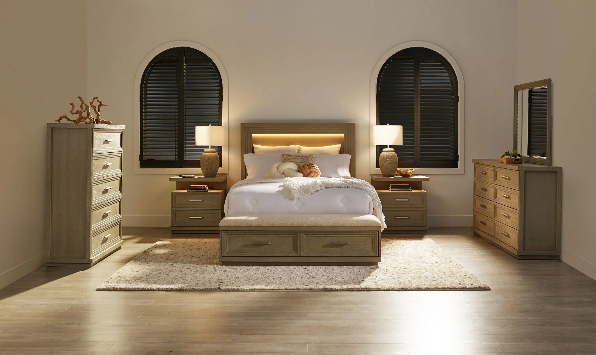 Fresh Perspective Cascade 3-Piece King Storage Bench Bed - Dovetail Grey - Image 3