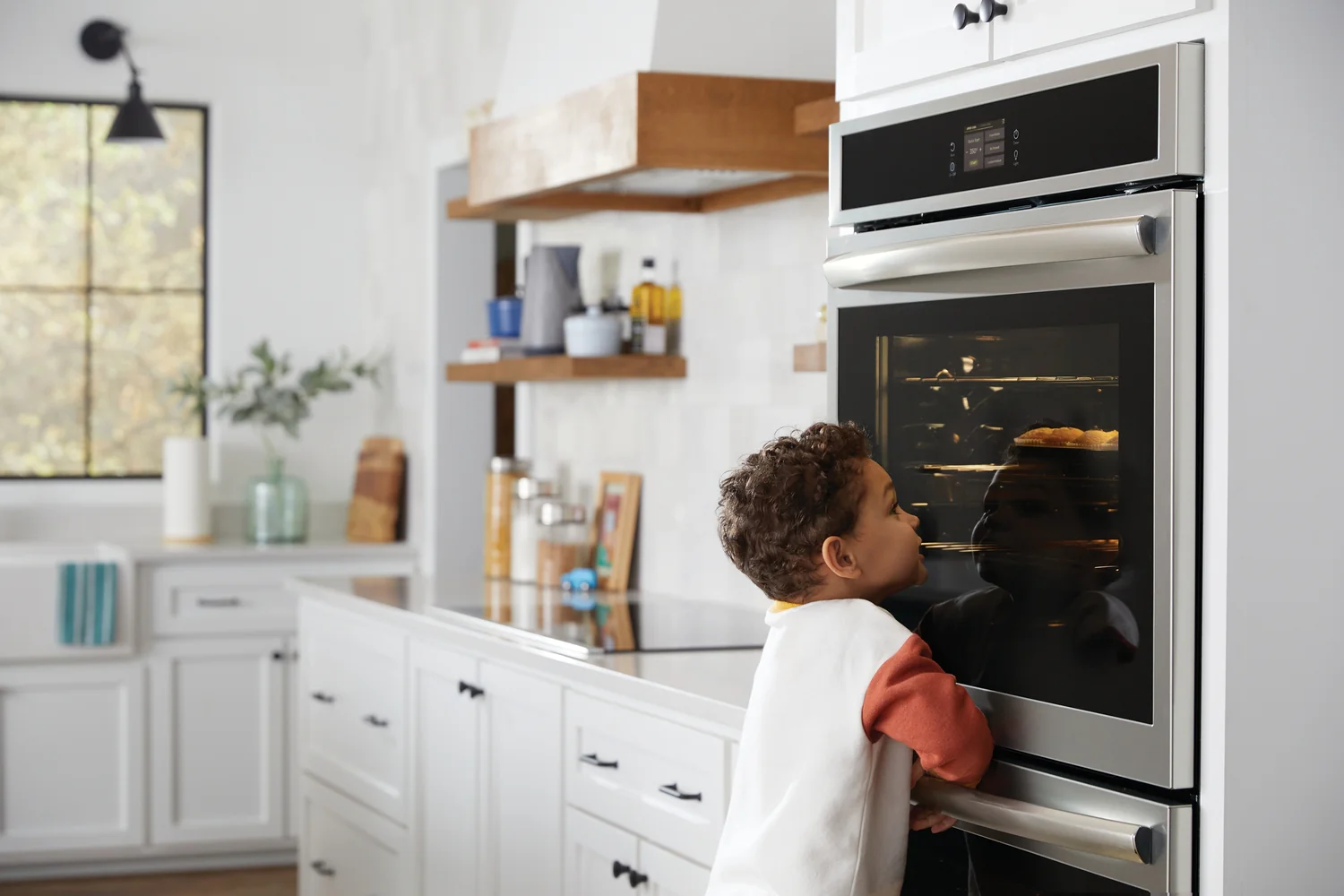 Frigidaire Gallery Smudge-Proof Stainless Steel 30" Double Wall Oven with Total Convection (10.6 Cu. Ft)- GCWD3067AF - Image 11