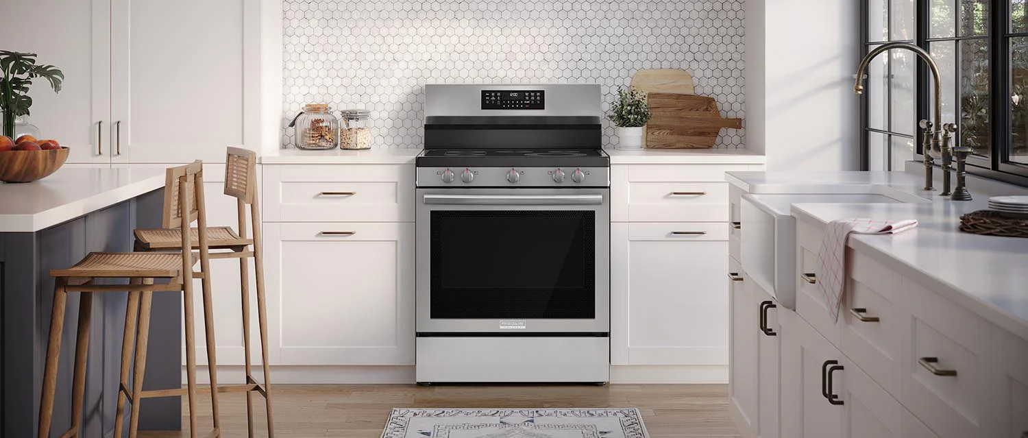 Frigidaire Gallery Smudge-Proof® Stainless Steel 30" Electric Range with Total Convection (5.3 Cu. Ft) - GCRE306CBF - Image 8
