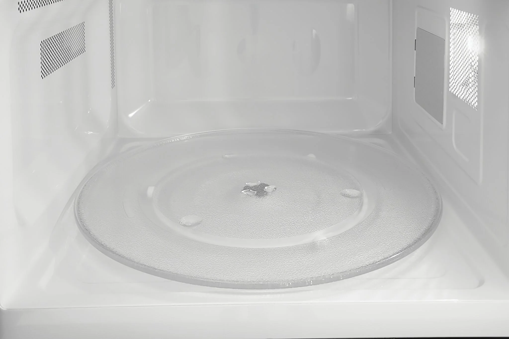Frigidaire Gallery Smudge-Proof Stainless Steel Built-In Microwave (2.2 Cu. Ft.) - GMBS3068BF - Image 6