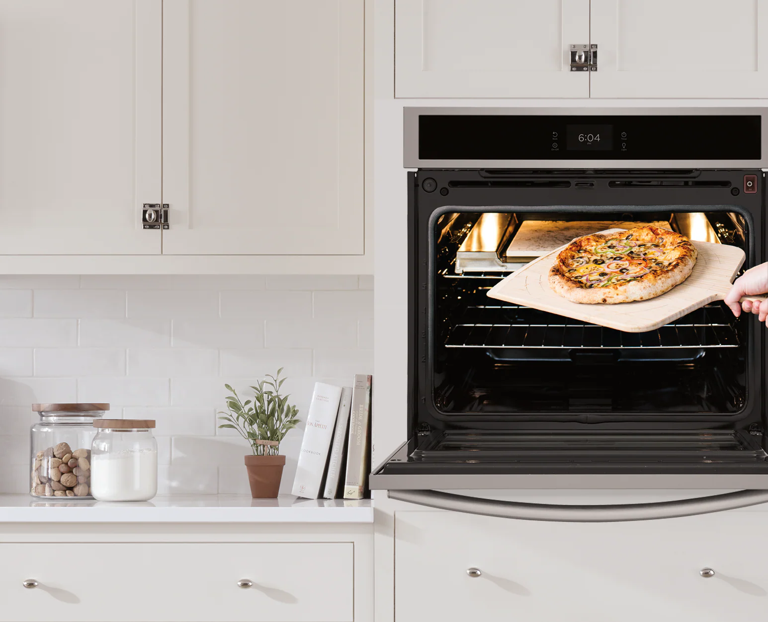 Frigidaire Gallery Stainless Steel 30" Single Electric Wall Oven with Stone-Baked Pizza (5.3 Cu. Ft.) - GCWS3070AF - Image 9