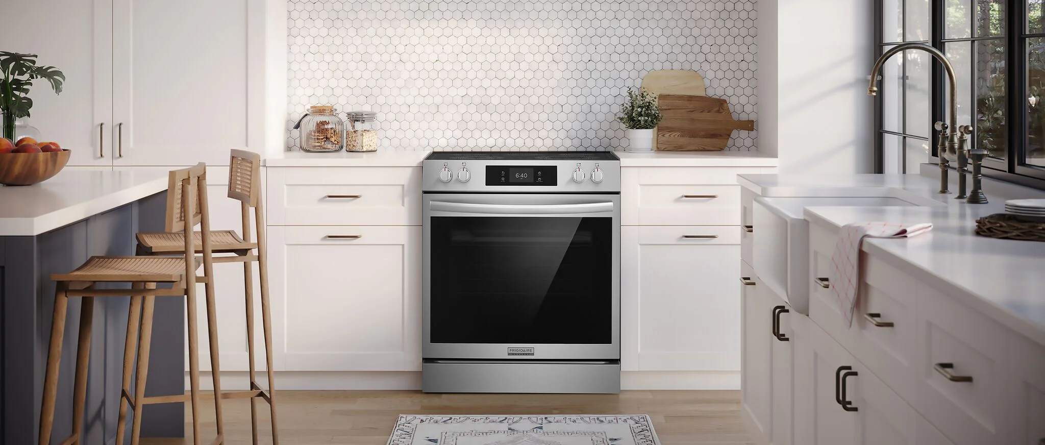 Frigidaire Gallery Stainless Steel Freestanding Induction Range with Stone-Baked Pizza (6.2 Cu. Ft.) - GCFI307CBF - Image 2