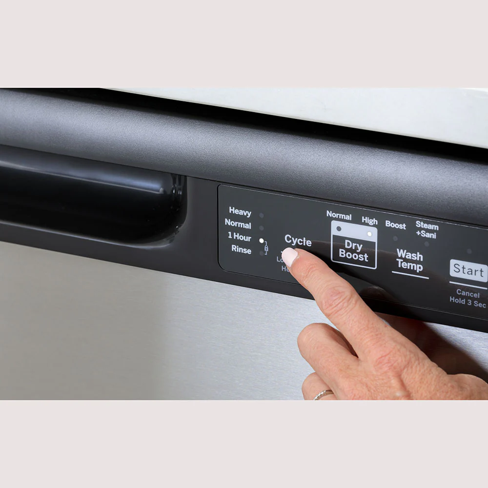 GE Stainless Steel 24" Built-In Front Control Dishwasher - GDF510PSRSS - Image 4