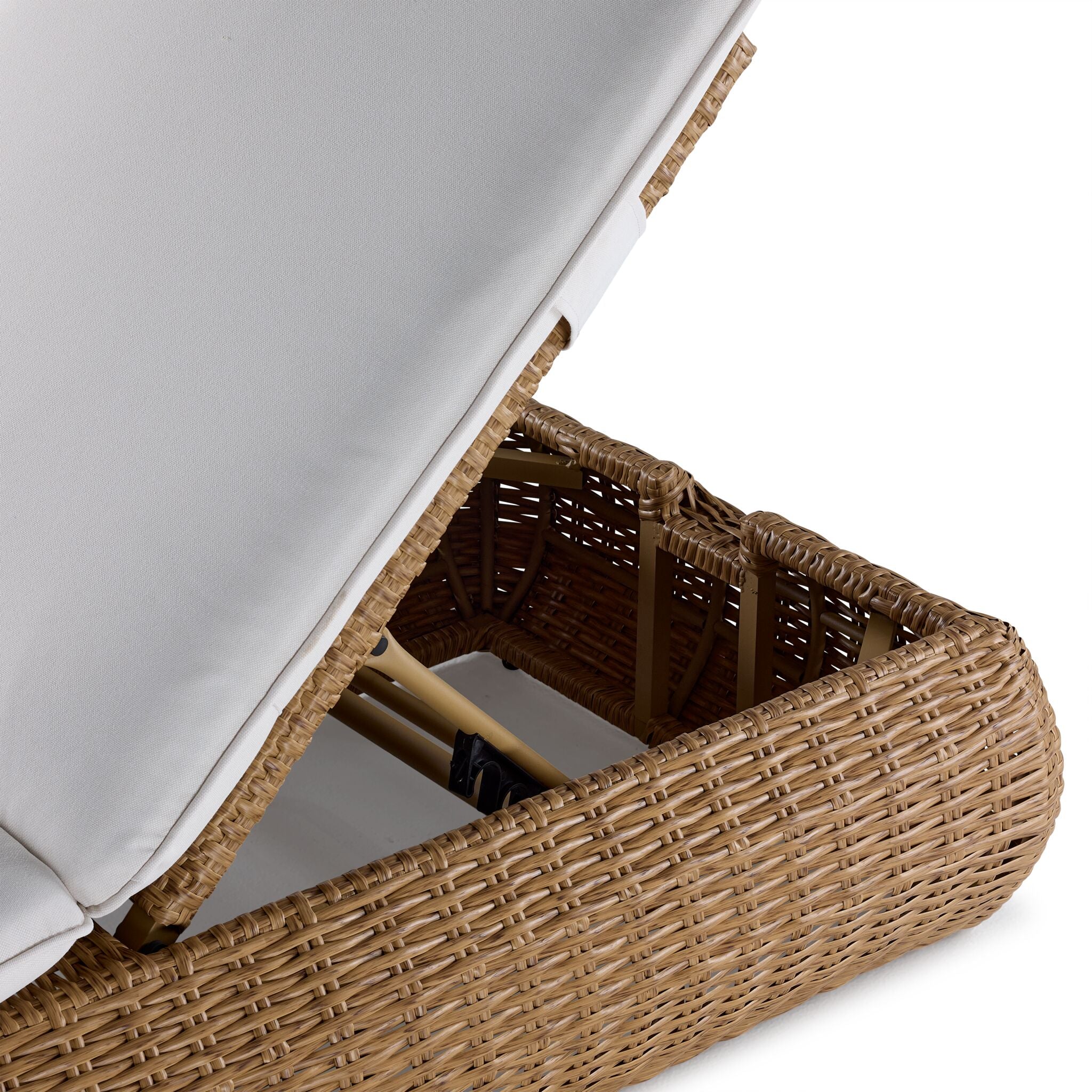 Gelato Outdoor Lounger - Beige - Image 4