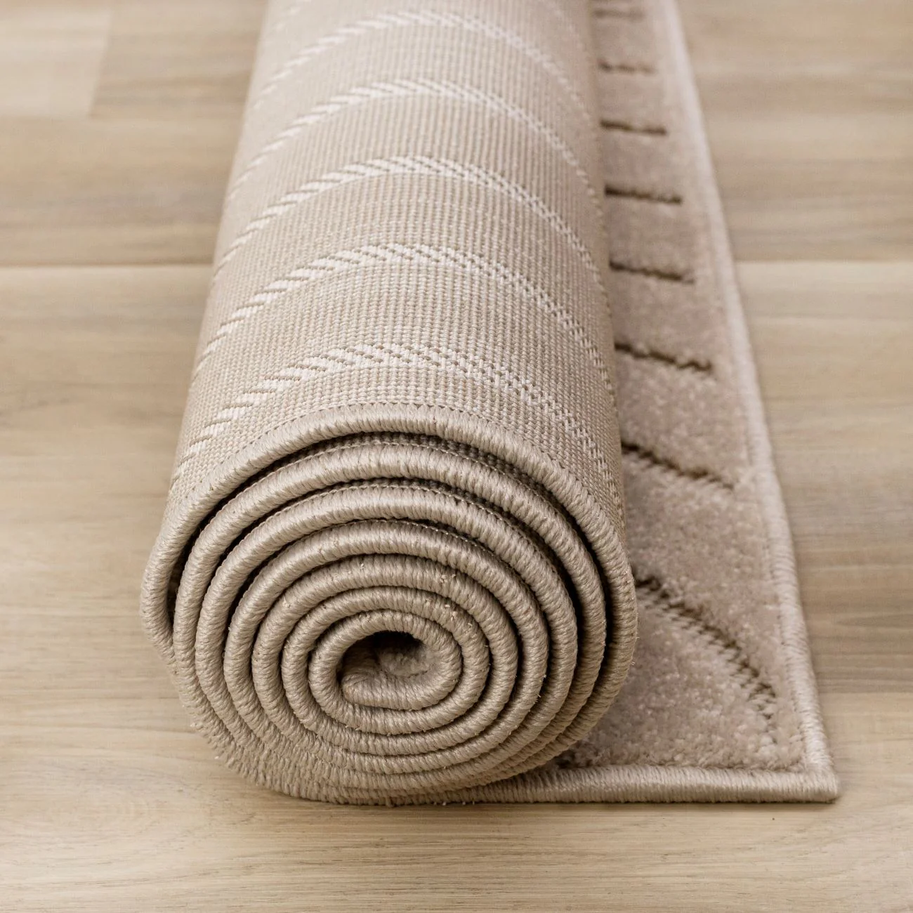 Golden Dunes 6'7" x 9'6" Modern Curved Arches Design Area Rug - Beige - Image 9