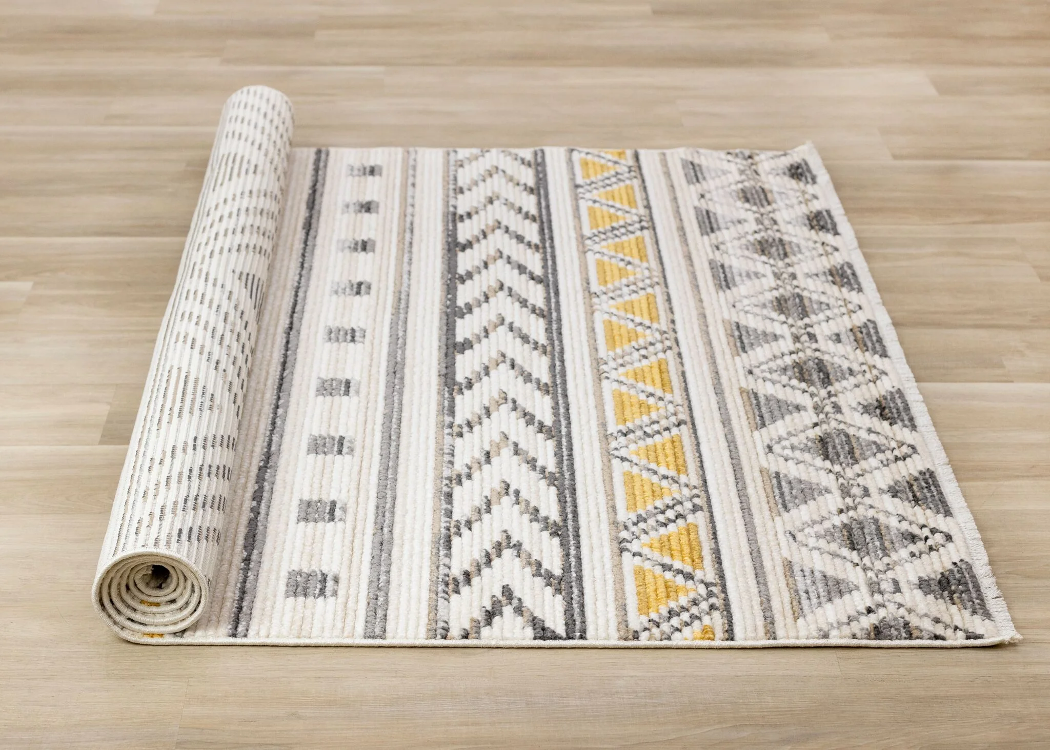 Golden Peaks 7'10" x 10'6" Tribal Area Rug - Grey, Yellow - Image 9