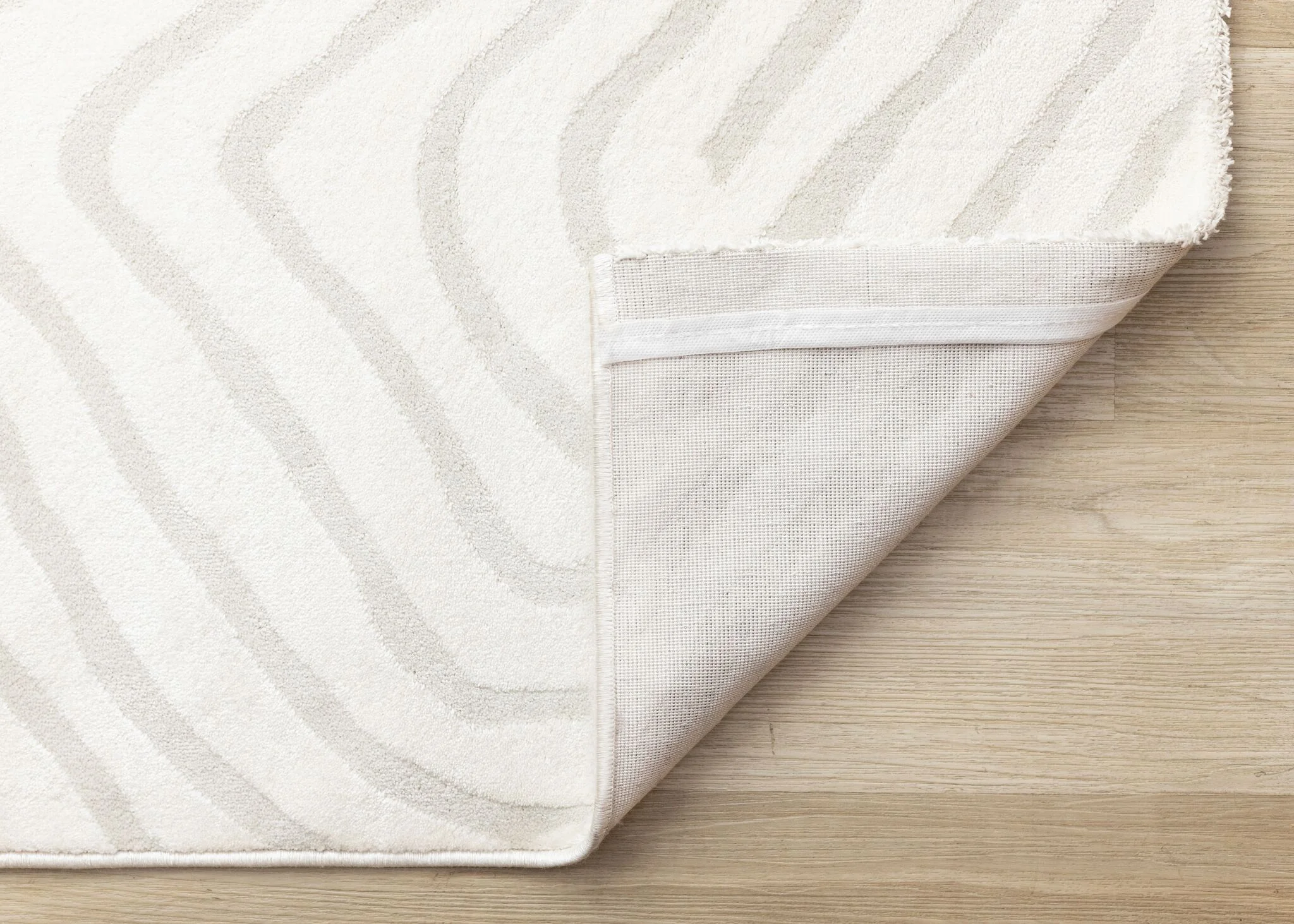 Hayden 5'3" x 7'7" Swirling Lines Area Rug - Grey - Image 7