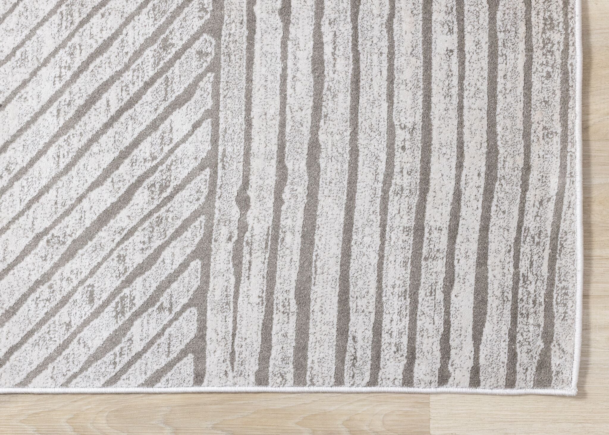 Hayden 6'7" x 9'6" Modern Lines Area Rug - Grey - Image 4