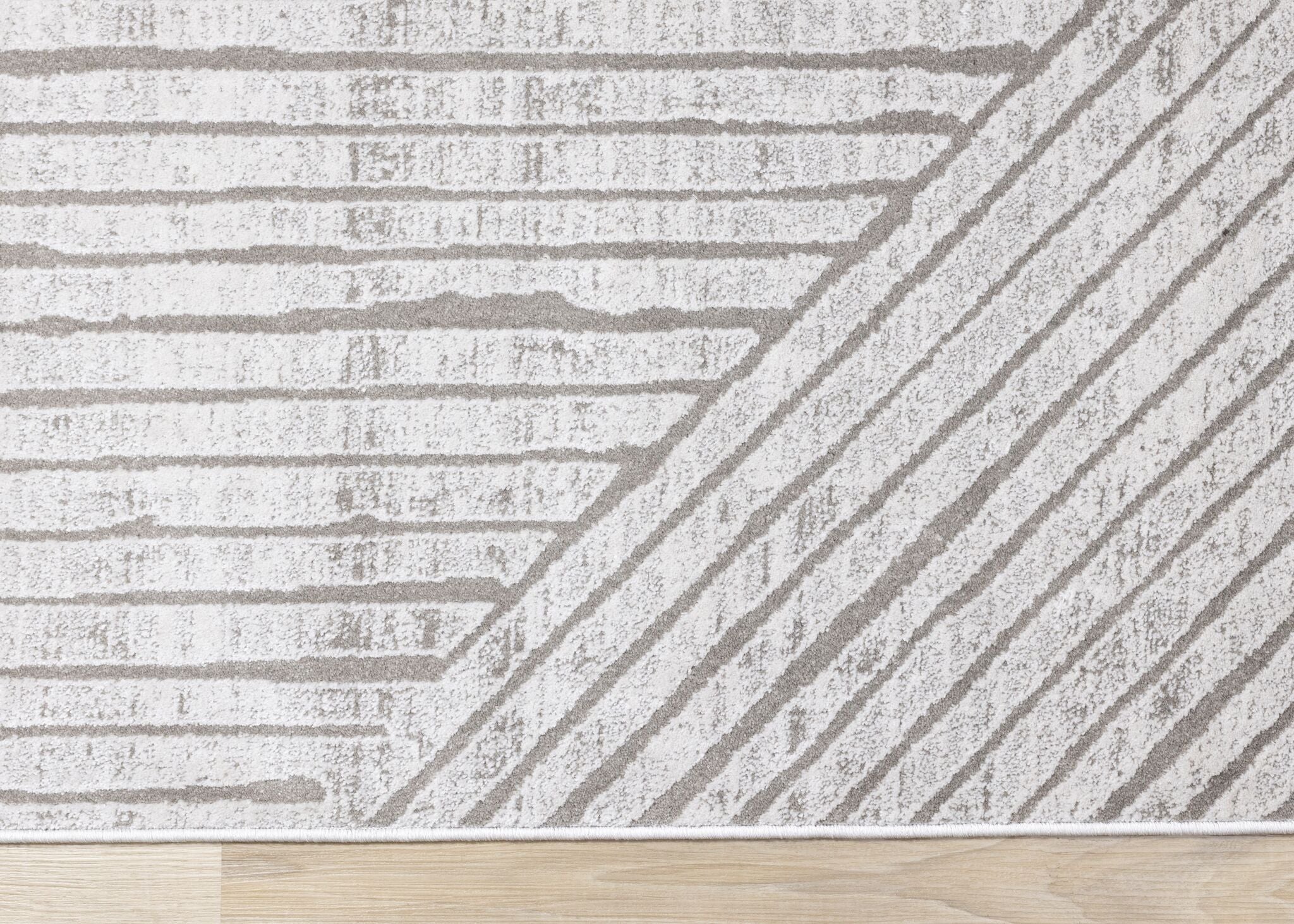 Hayden 6'7" x 9'6" Modern Lines Area Rug - Grey - Image 6