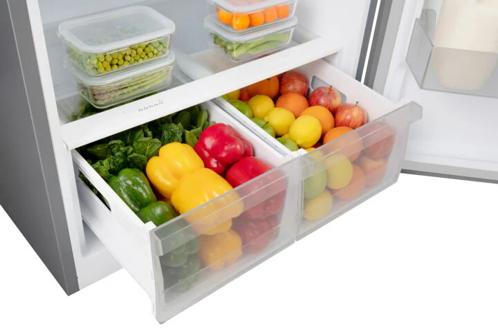 Hisense 30" 18 Cu. Ft. Fingerprint Resistant Silver Top-Freezer Refrigerator - RT18A2FSD - Image 6