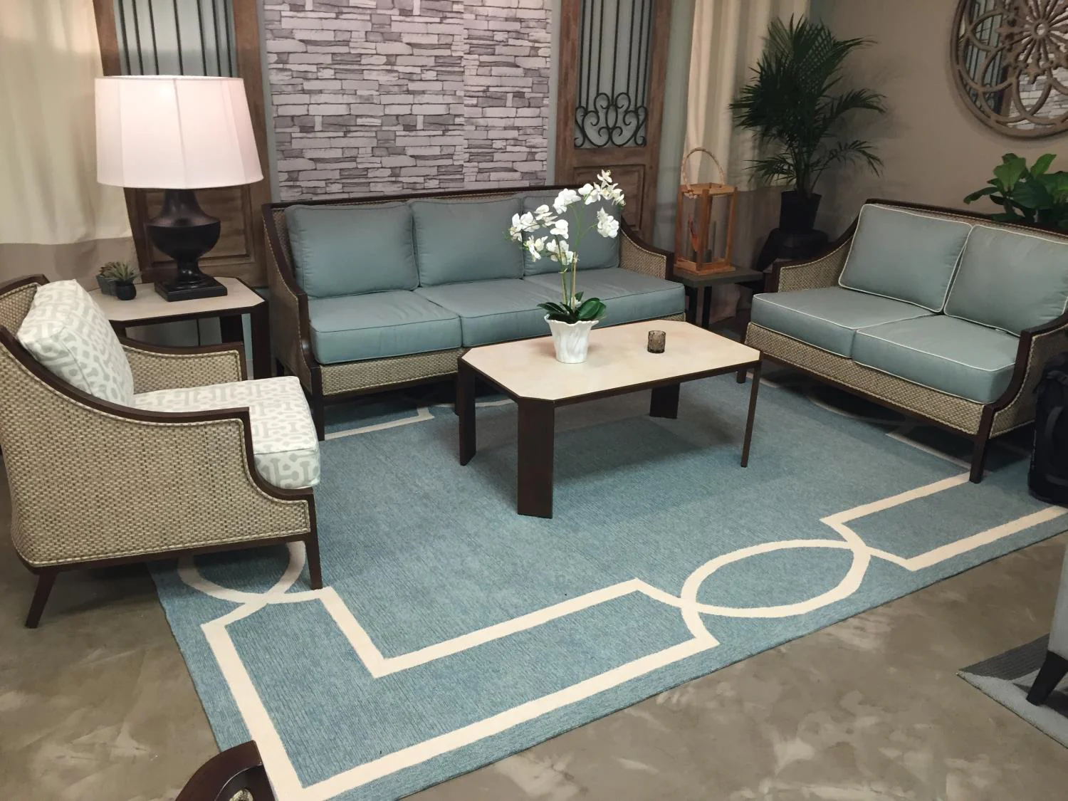 Humbolt VII 6'6" x 9'6" - Spa Area Rug - Image 2