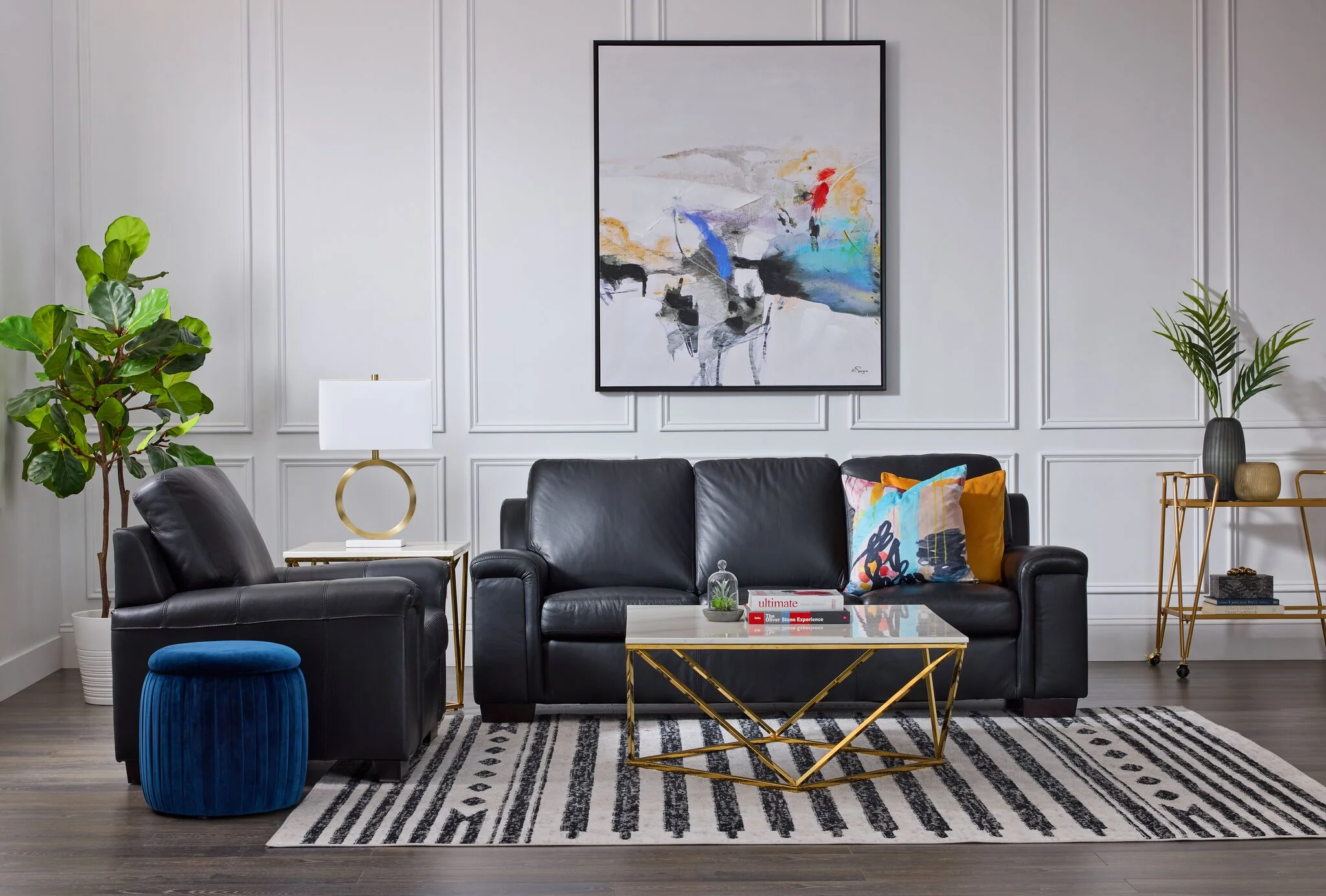 Icon Leather Sofa - Black - Image 4