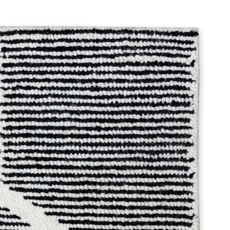 Joris Geometric Rug - 5' x 8' - Black - Image 4