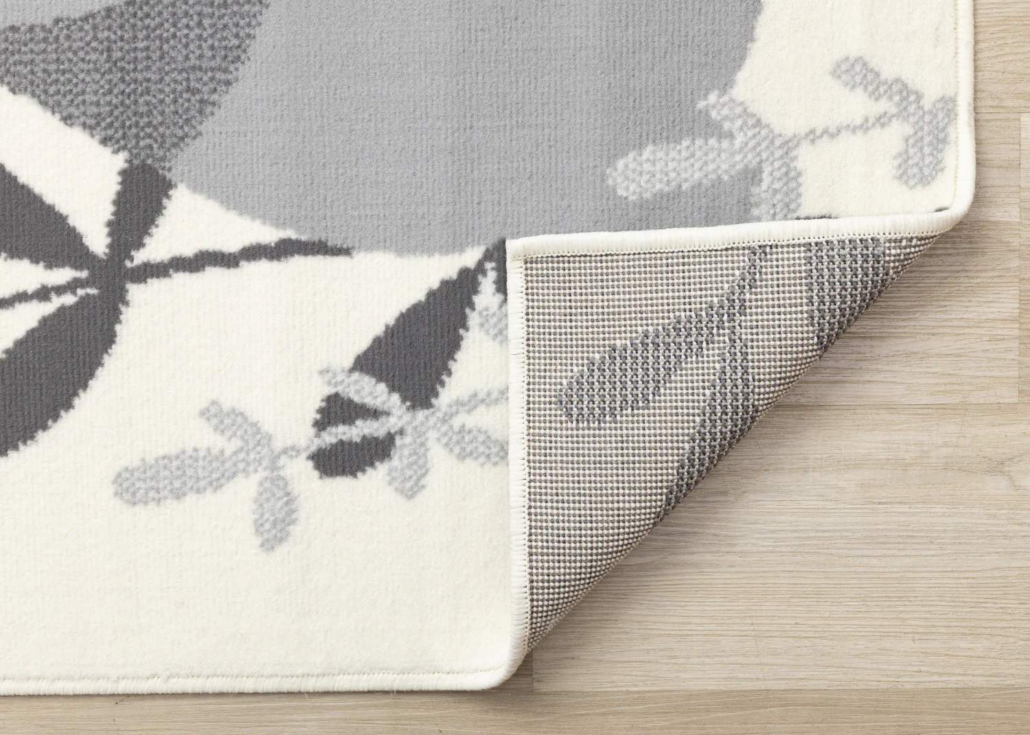 Kids Wishful Bunny Area Rug - 4' X 6' - Cream - Image 7