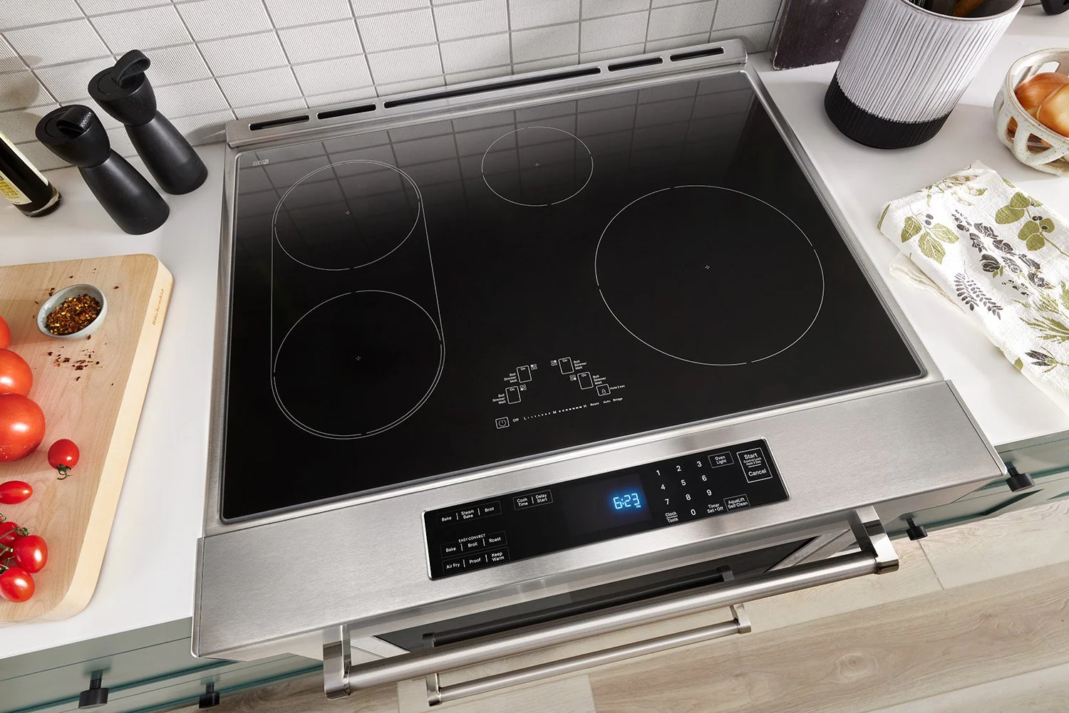 KitchenAid Stainless Steel Induction Slide-In Range with Air Fry (6.40 Cu Ft) - KSIS730PSS - Image 7