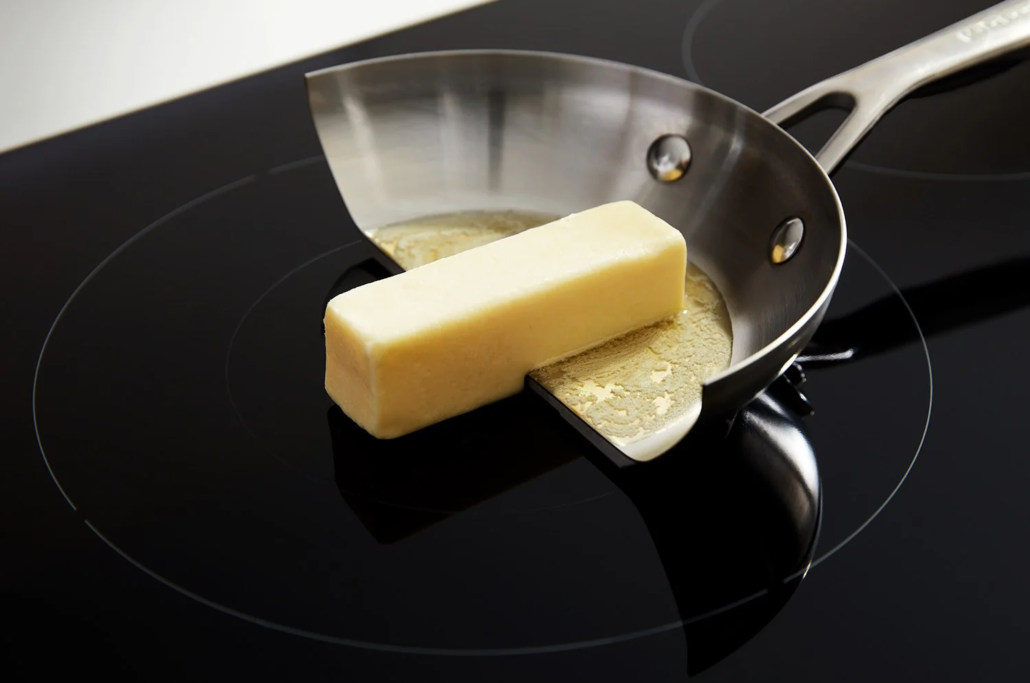 KitchenAid Stainless Steel Induction Slide-In Range with Air Fry (6.40 Cu Ft) - KSIS730PSS - Image 8