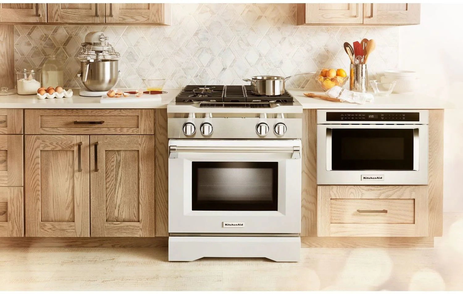 KitchenAid Stainless Steel Under-Counter Microwave Oven Drawer (1.2 Cu. Ft.) - KMBD104GSS - Image 2