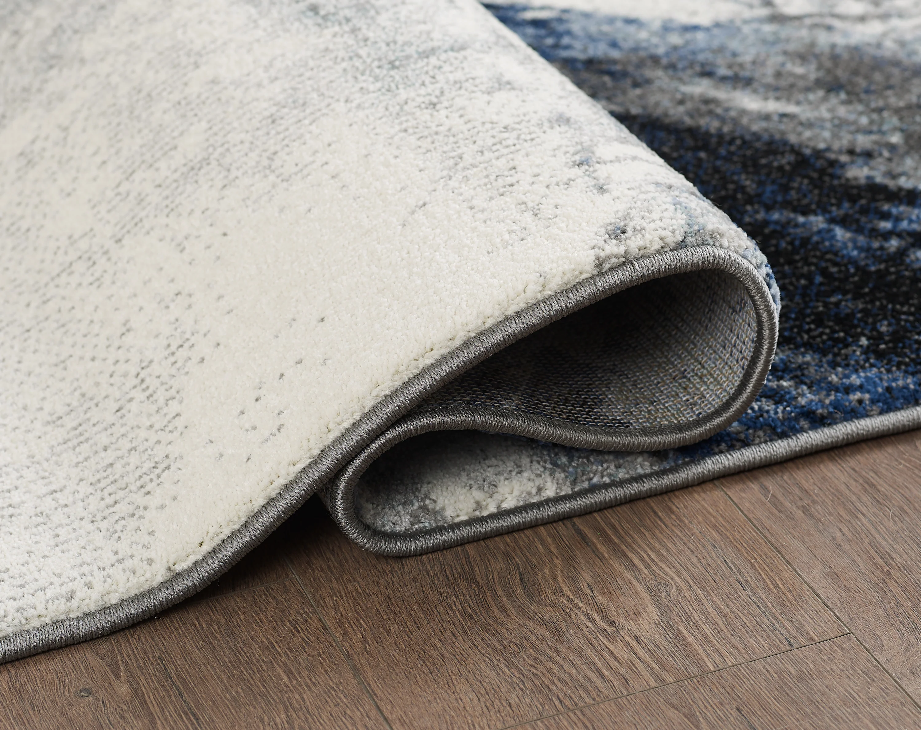 L2 Decor Diamond Area Rug 8' x 11' - Blue - Image 3