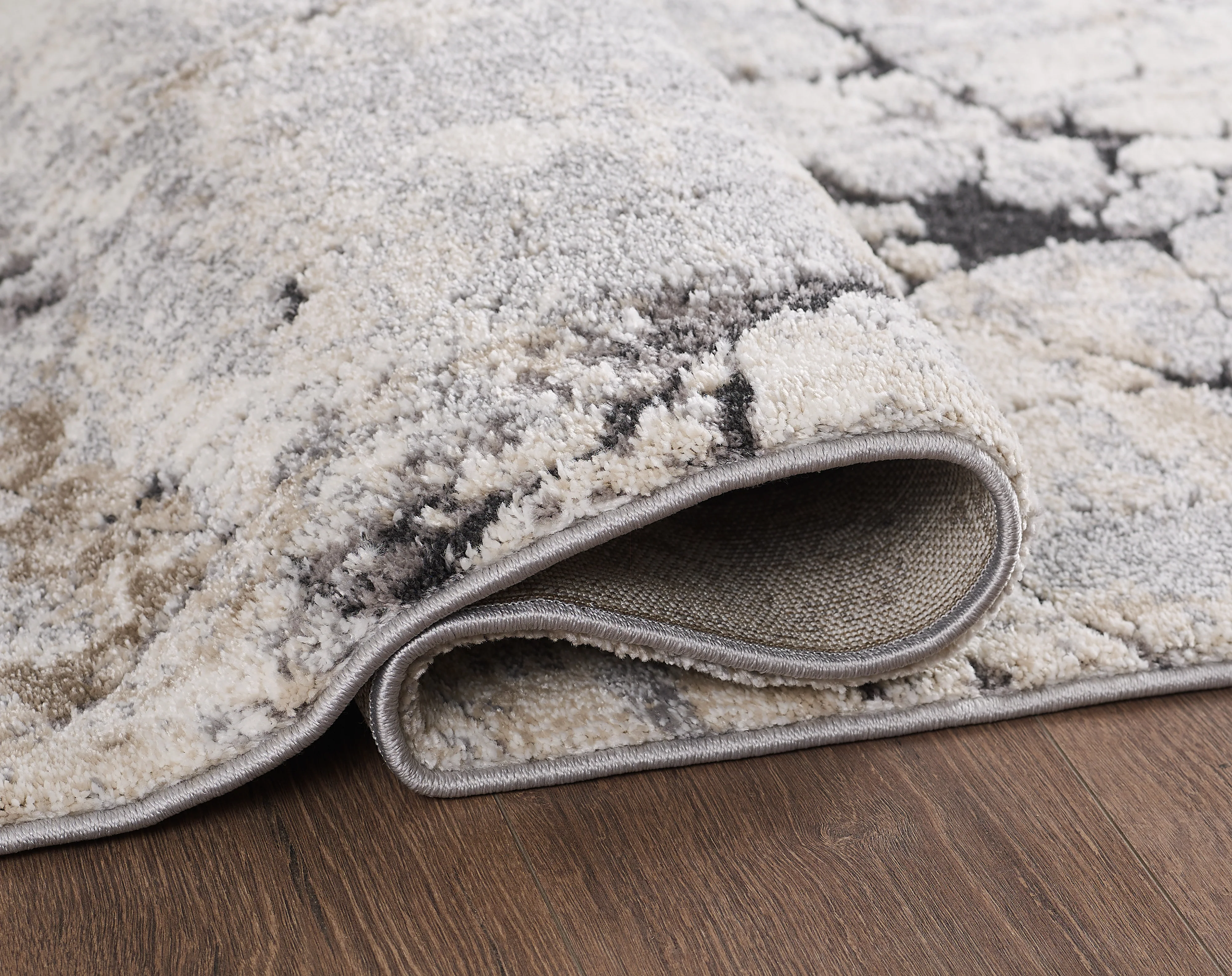 L2 Decor Panorama Area Rug 7' x 10' - Grey - Image 3