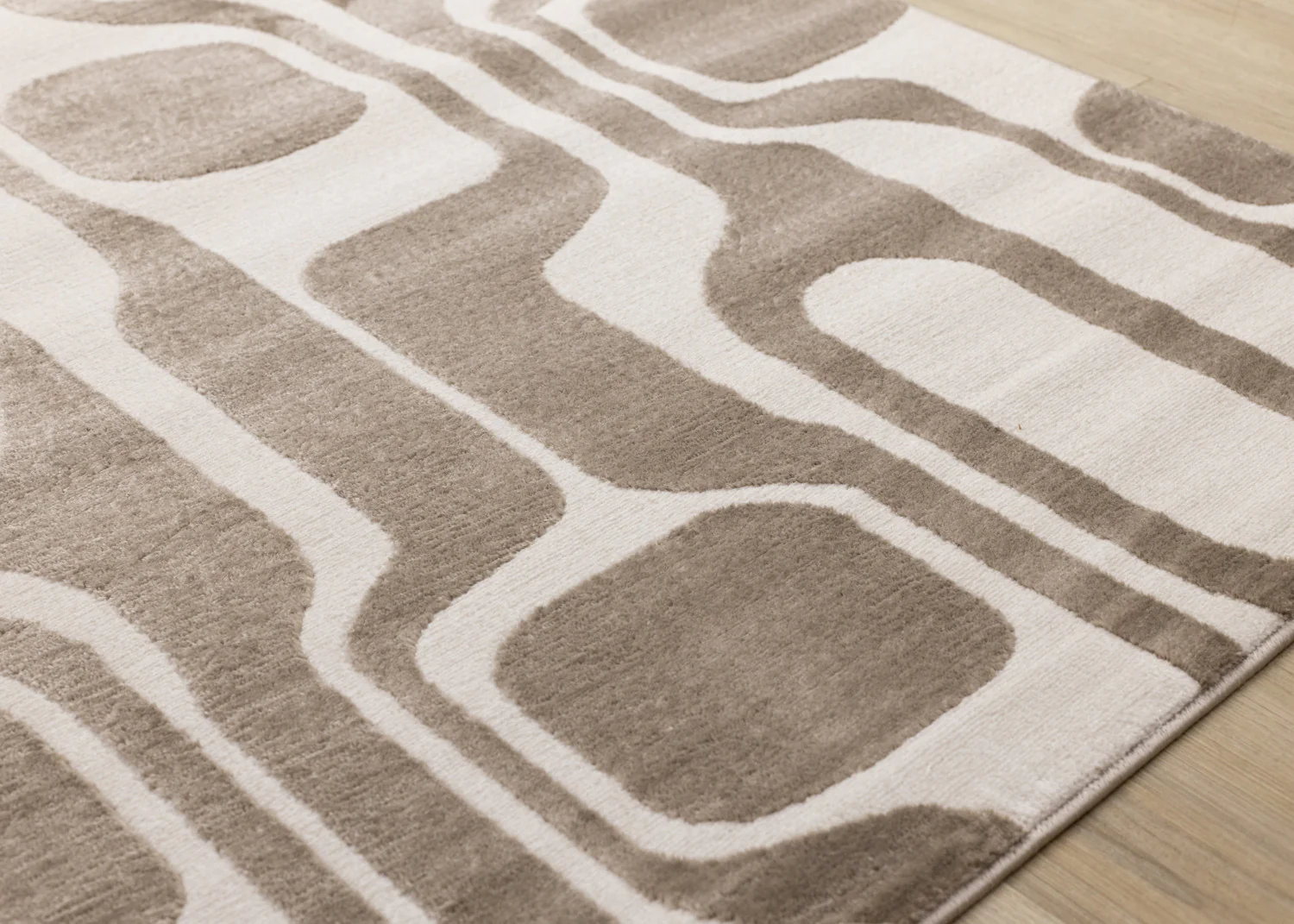 Logan Modern Area Rug - 8' X 11' - Brown/Cream - Image 4