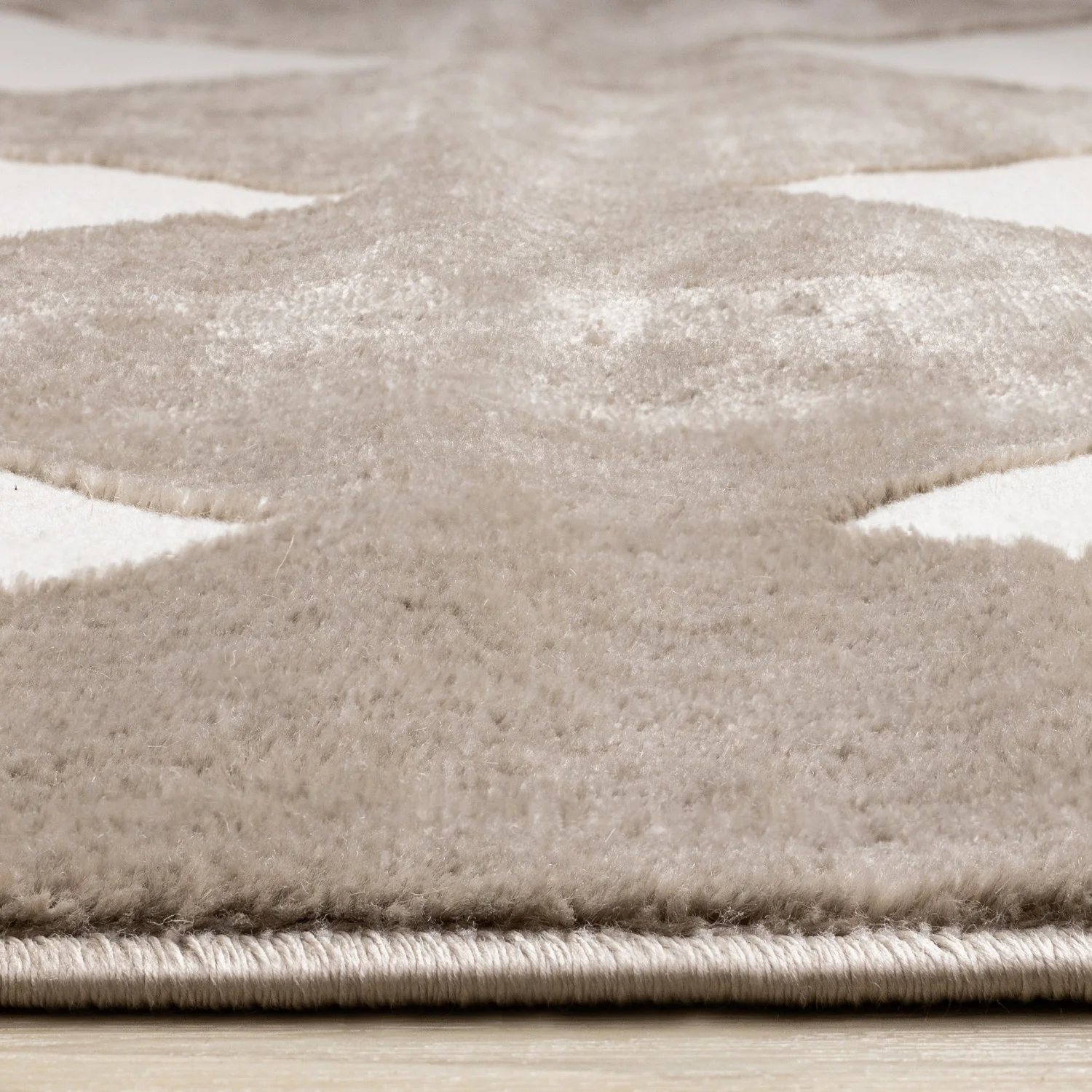 Logan Modern Diamonds Area Rug - 5' X 8' - Brown/Cream - Image 5