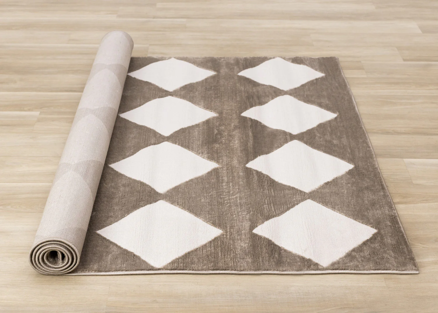 Logan Modern Diamonds Area Rug - 5' X 8' - Brown/Cream - Image 8