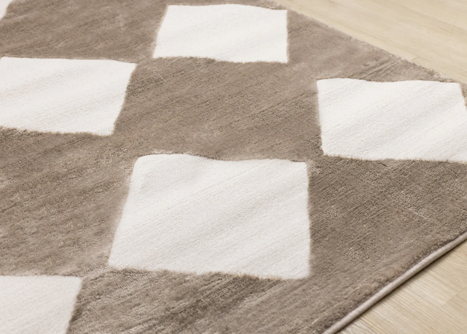 Logan Modern Diamonds Area Rug - 8' X 11' - Brown/Cream - Image 4