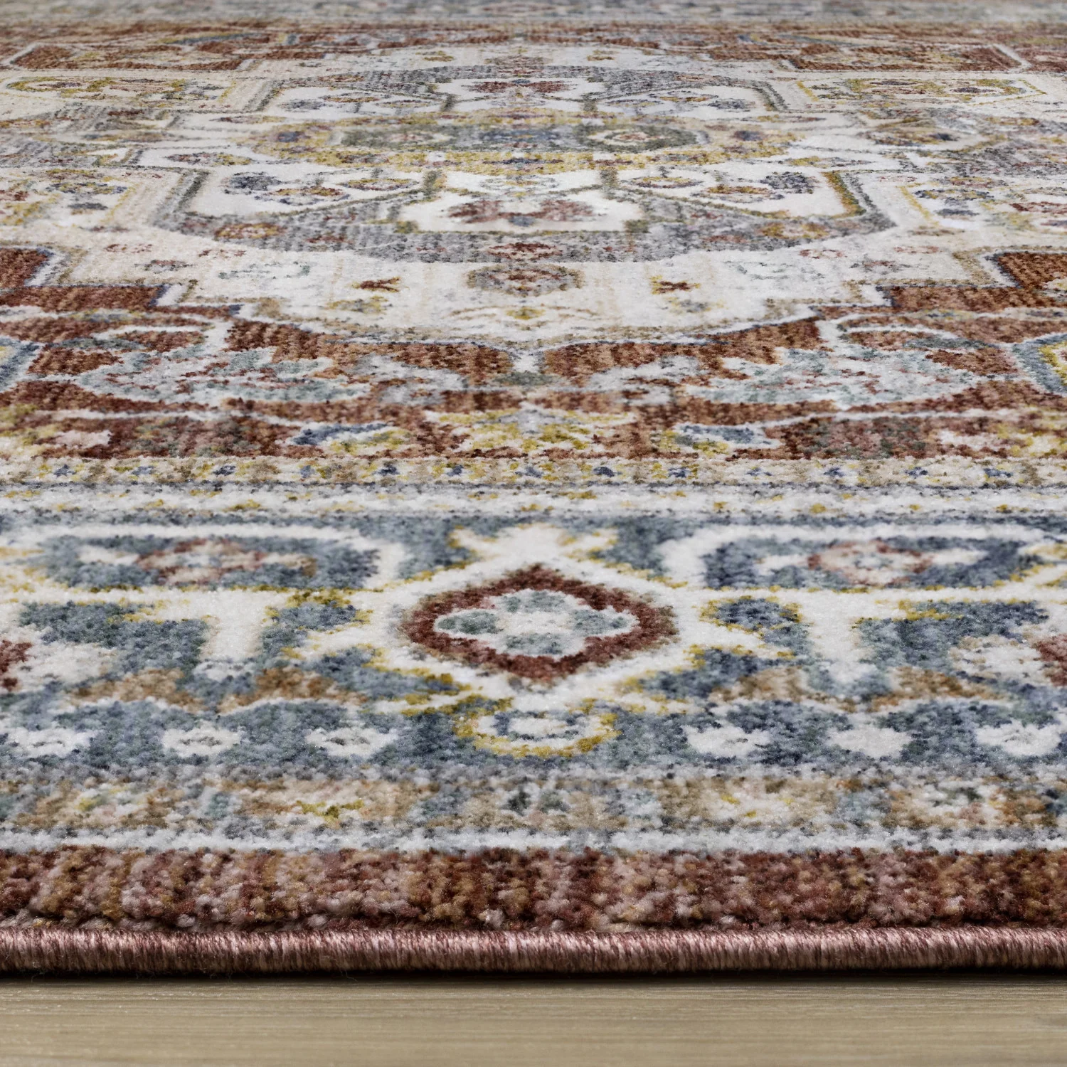 Macie Traditional Area Rug - 8' X 11' - Red/Cream - Image 5
